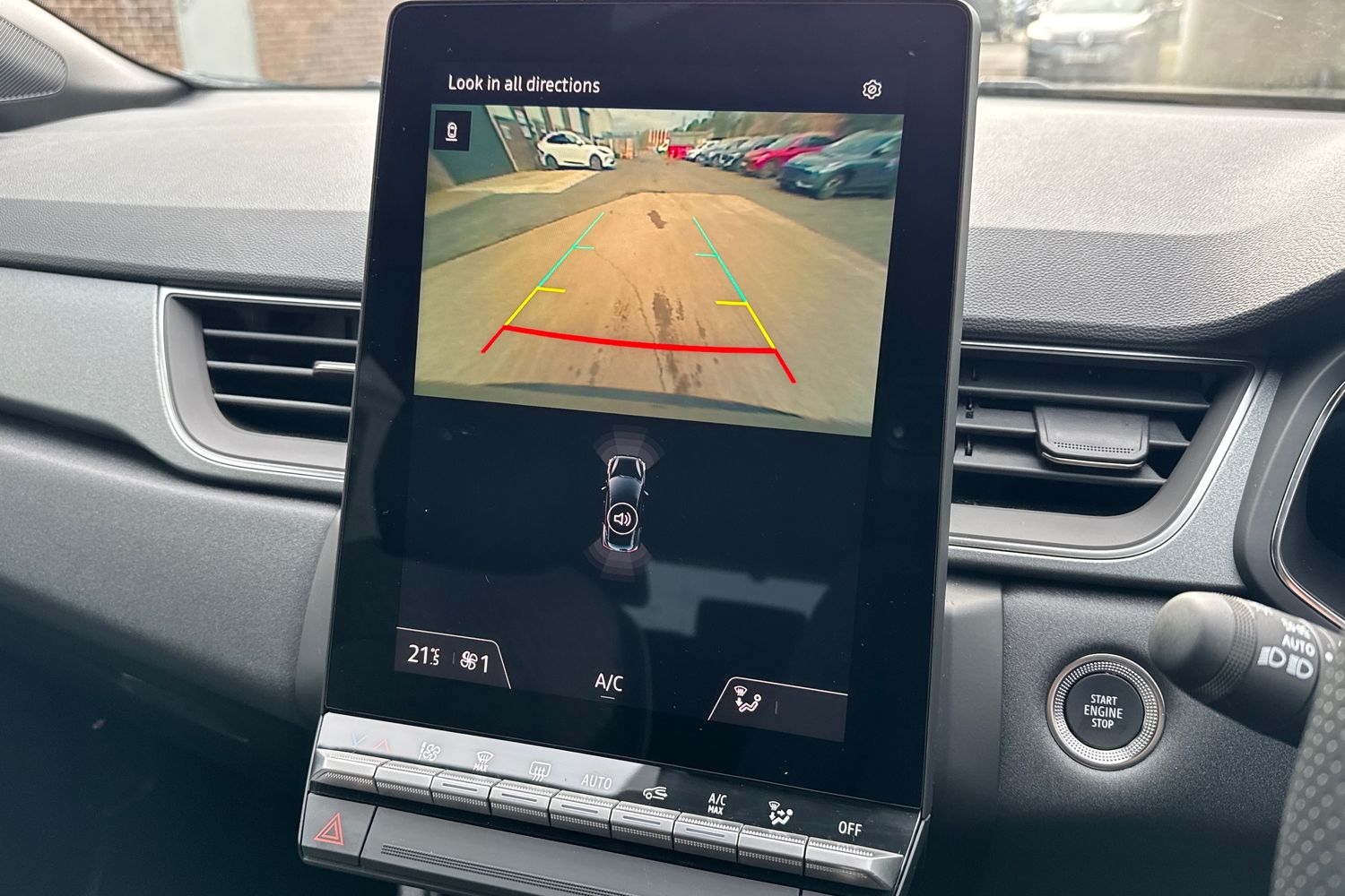 Used Renault Captur 2025 for sale - 77716001: Photo 42