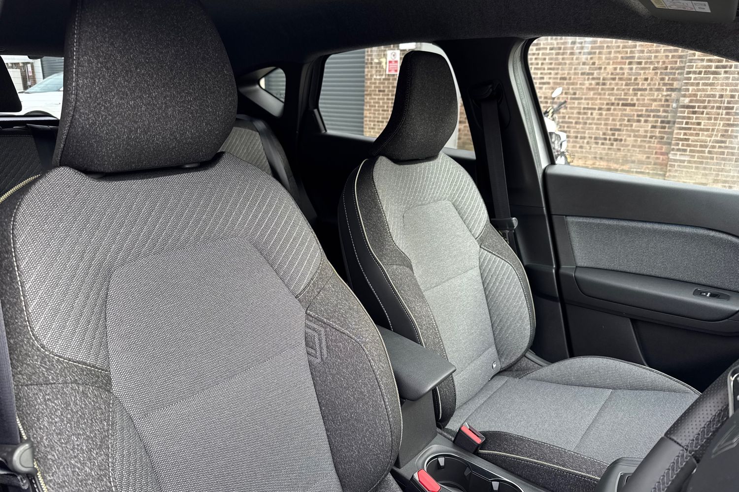 Used Renault Captur 2025 for sale - 77716001: Photo 46