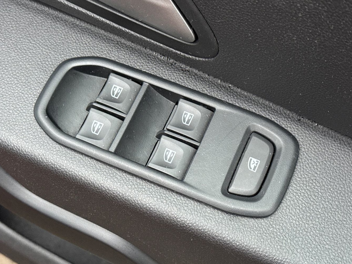 Used Dacia Duster 2024 for sale - 77418268: Photo 31