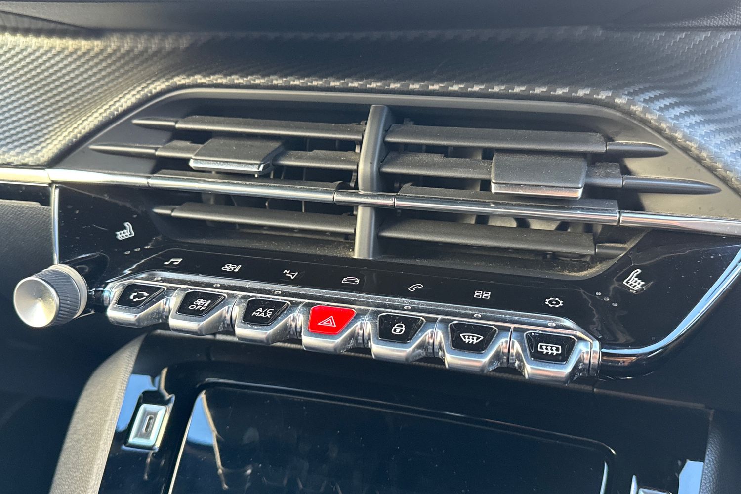 Used Peugeot 2008 2020 for sale - 76627489: Photo 24