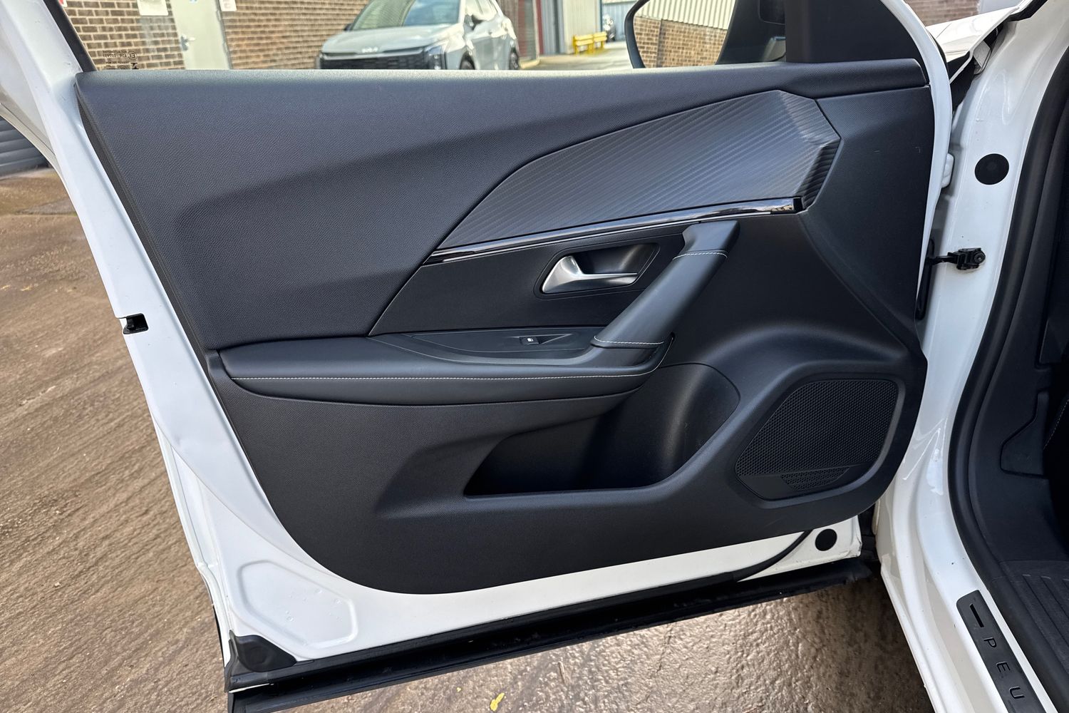 Used Peugeot 2008 2020 for sale - 76627489: Photo 39