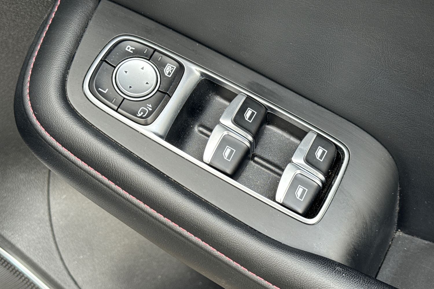 Vehicle 29