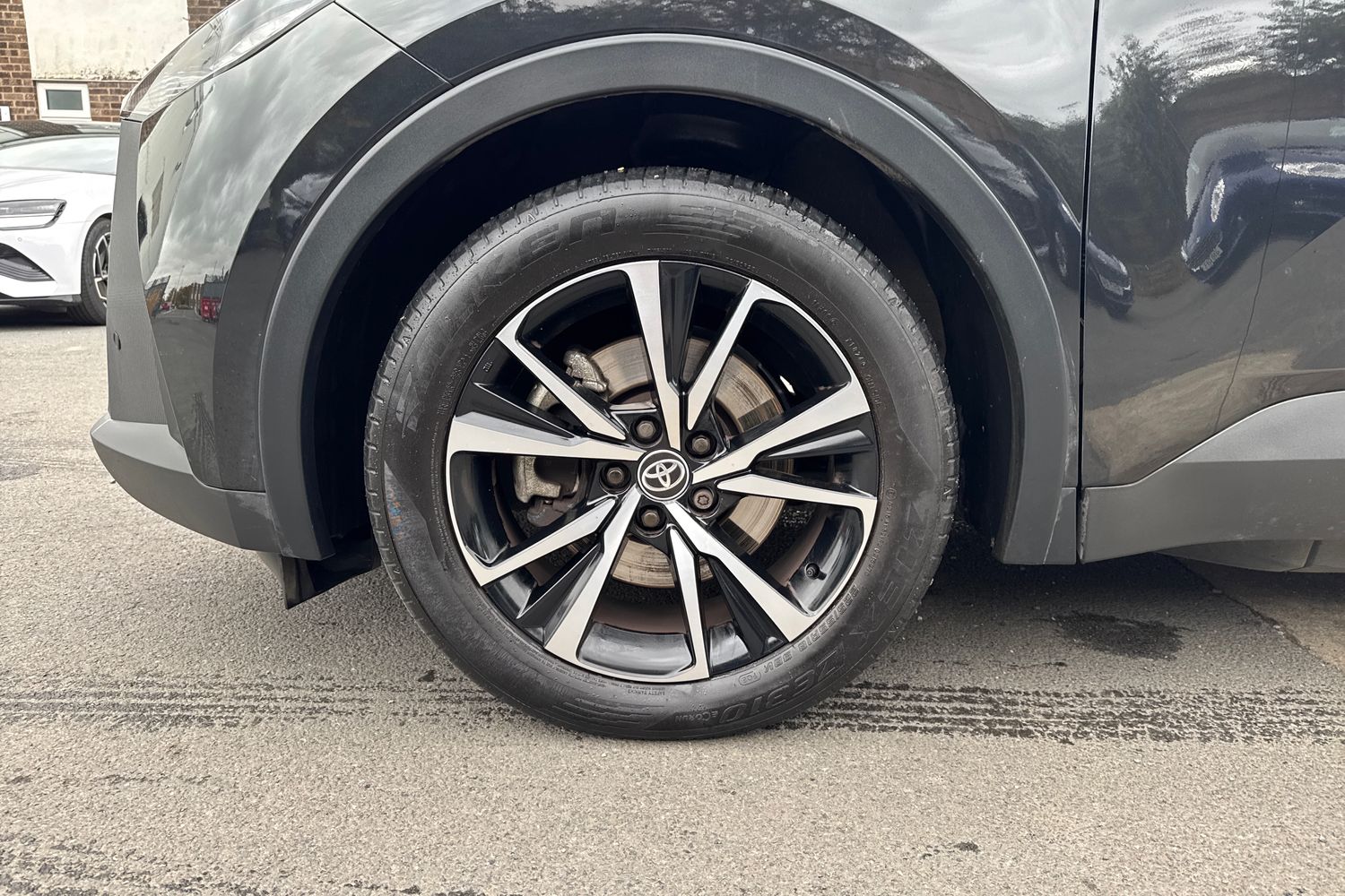 Used Toyota C-HR 2024 for sale - 76187304: Photo 10