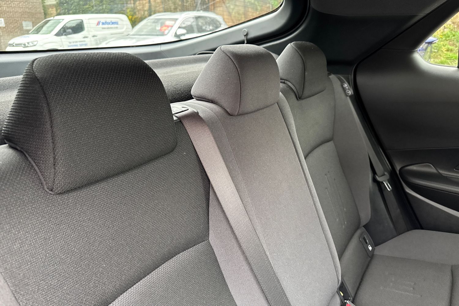 Used Toyota C-HR 2024 for sale - 76187304: Photo 15