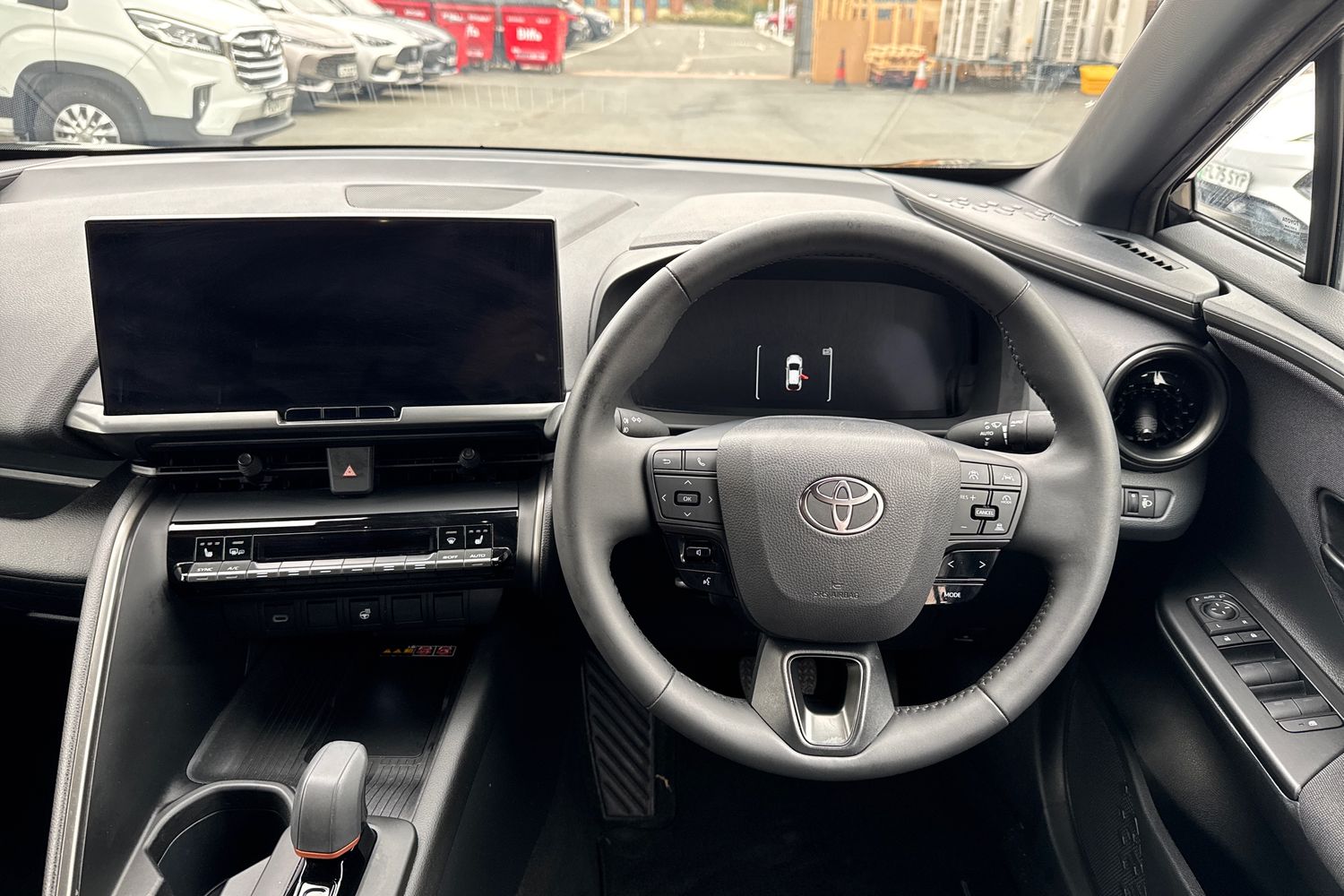 Used Toyota C-HR 2024 for sale - 76187304: Photo 22