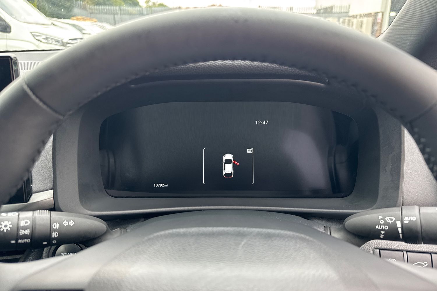Used Toyota C-HR 2024 for sale - 76187304: Photo 32