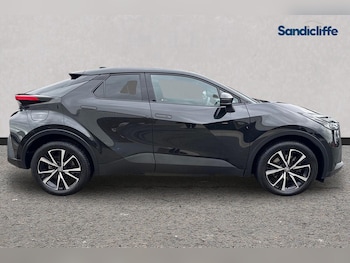 Used Toyota C-HR 2024 for sale - 76187304: Photo