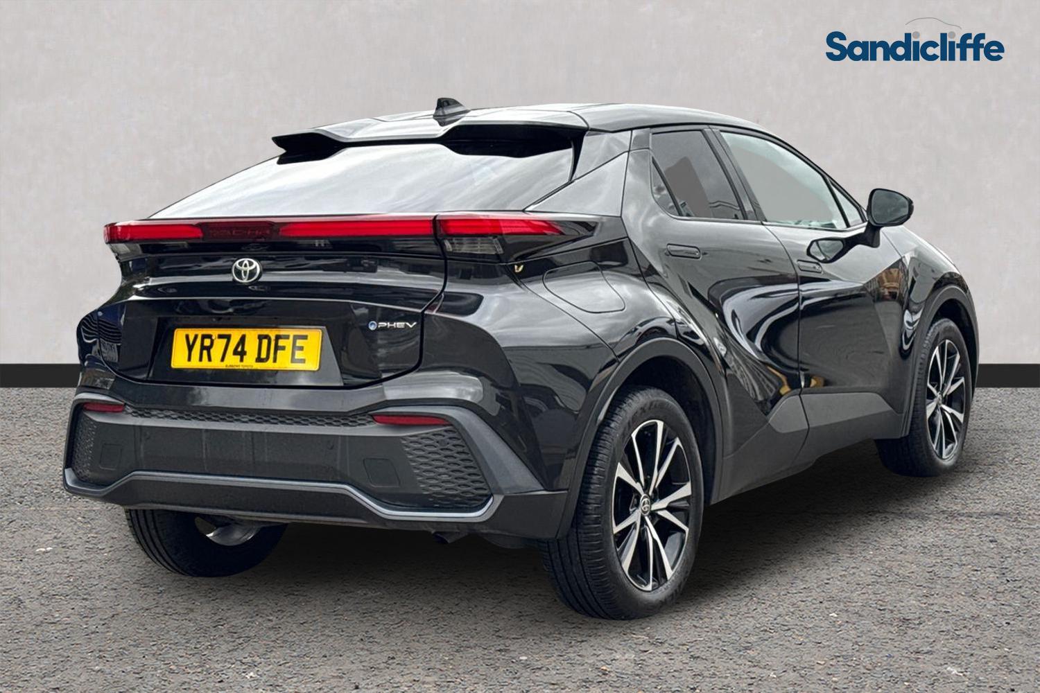Used Toyota C-HR 2024 for sale - 76187304: Photo 4