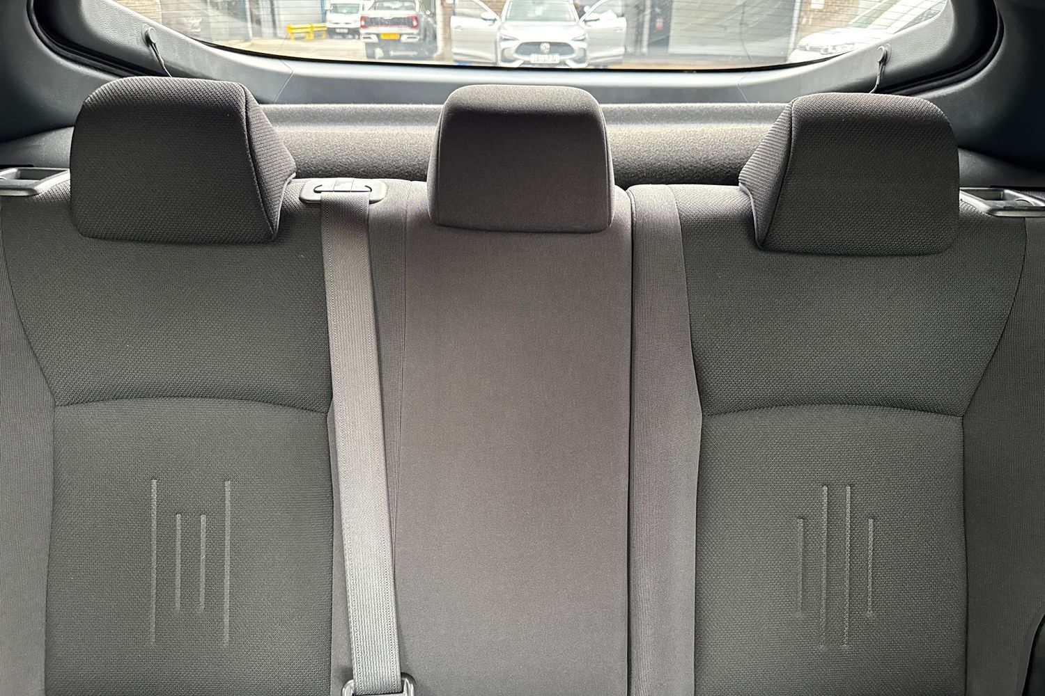 Used Toyota C-HR 2024 for sale - 76187304: Photo 40