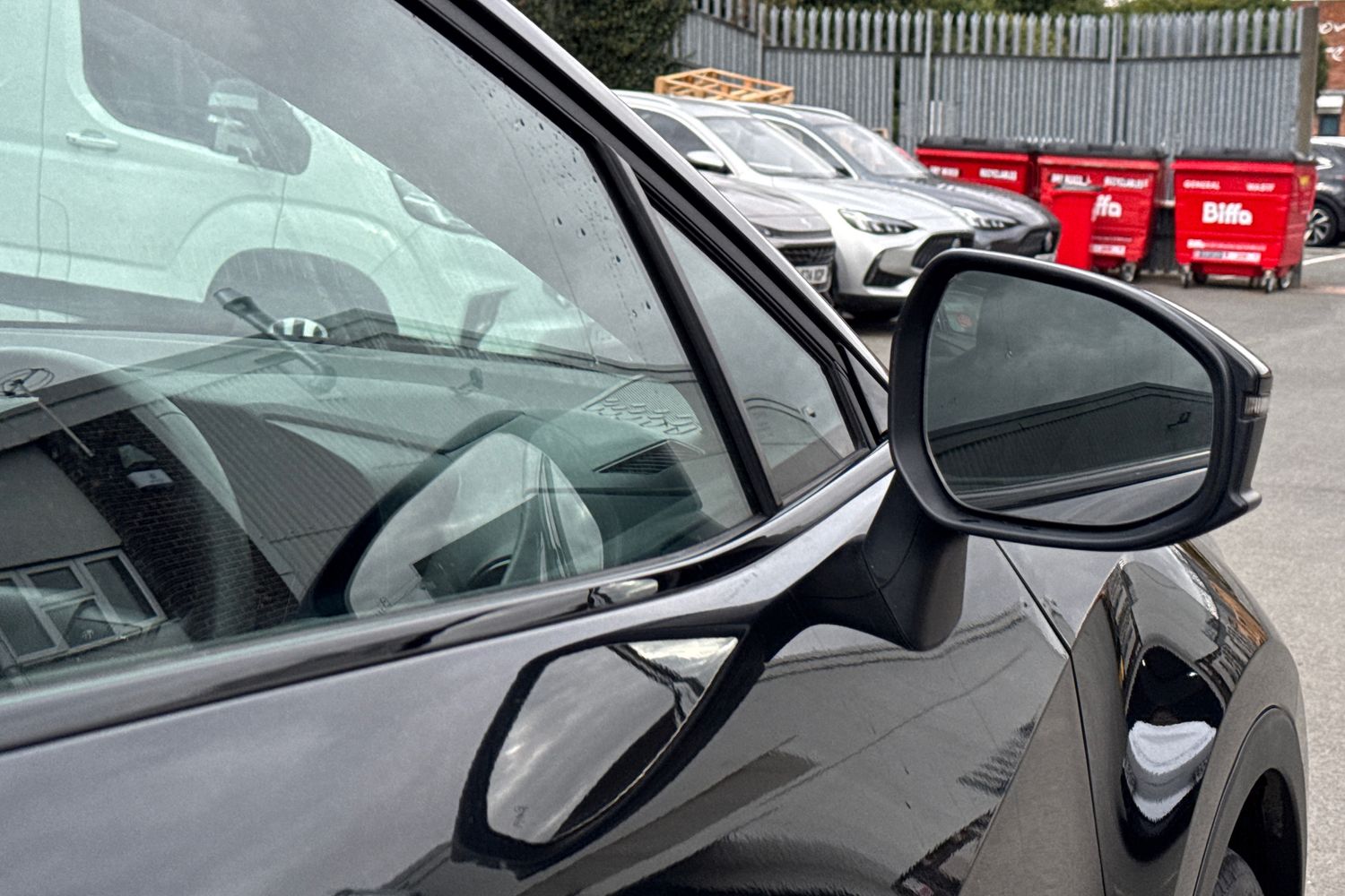 Used Toyota C-HR 2024 for sale - 76187304: Photo 43