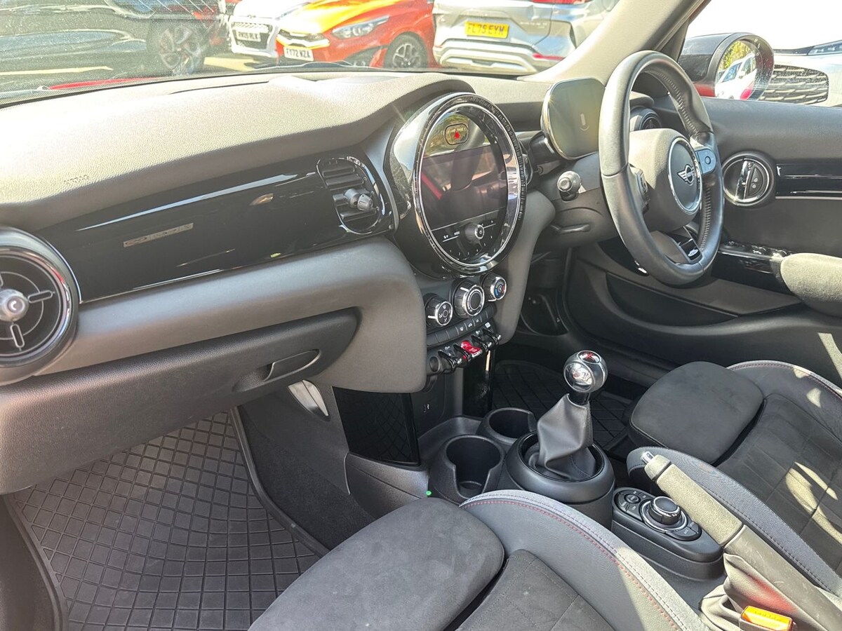 Used MINI Hatch 2021 for sale - 78197916: Photo 14