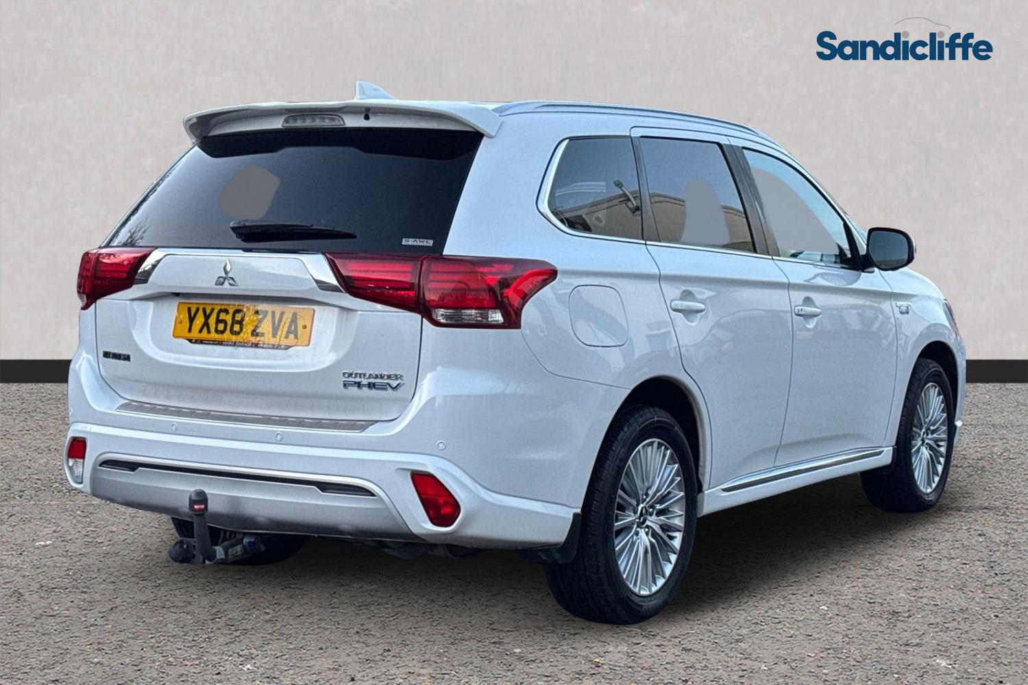 Used Mitsubishi Outlander 2018 for sale - 77107512: Photo 4