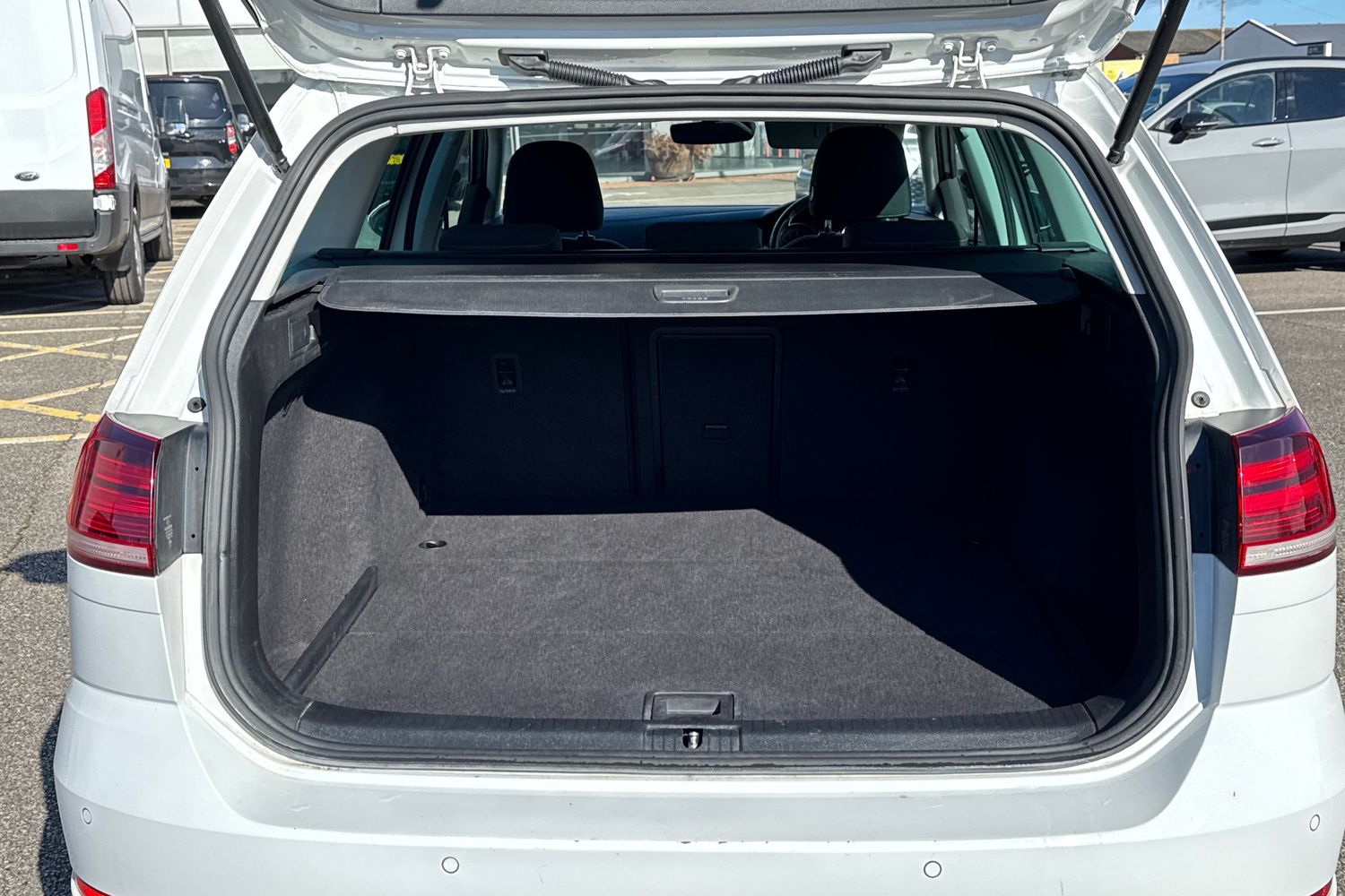 Used Volkswagen Golf 2018 for sale - 77822010: Photo 18