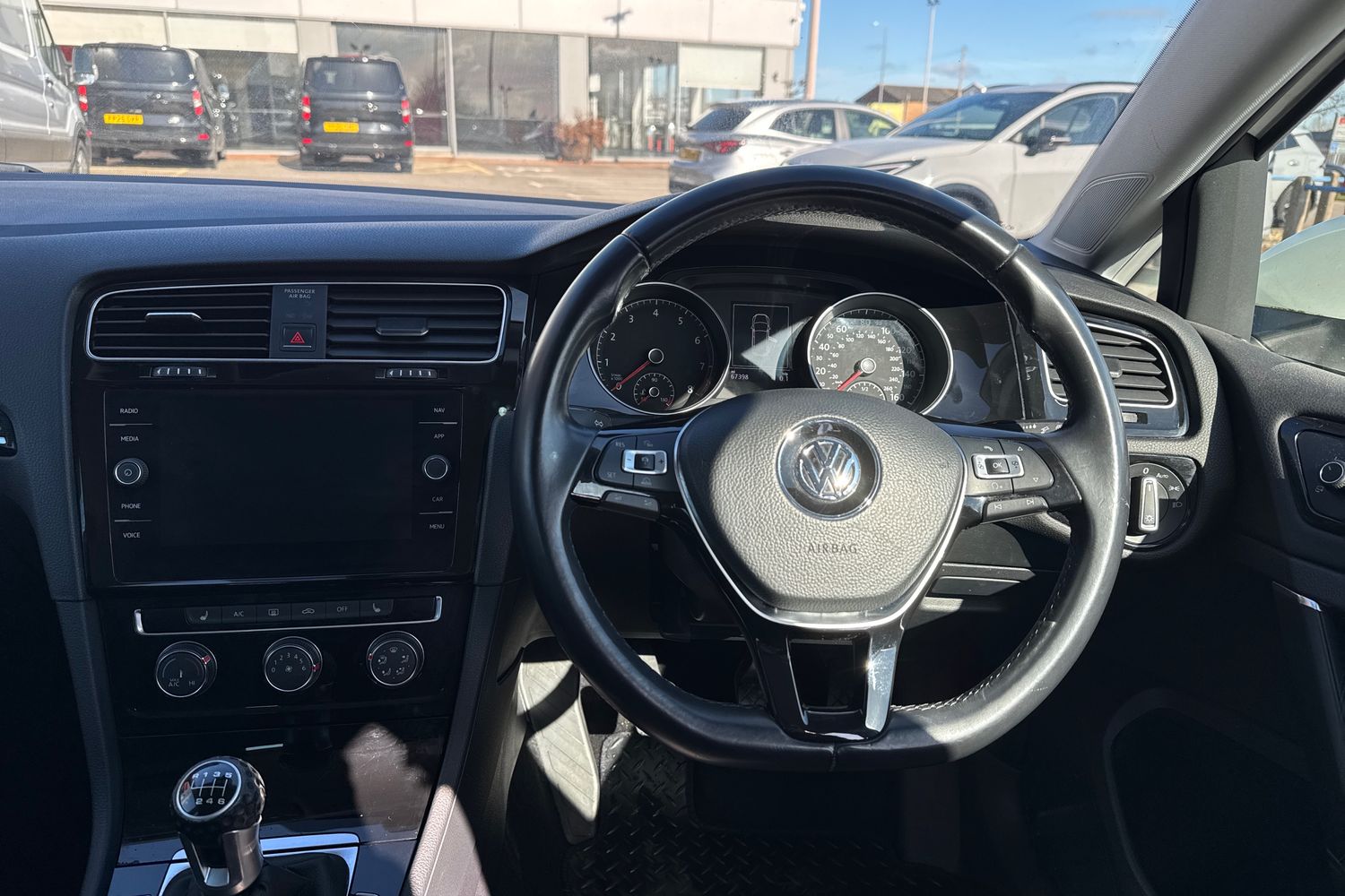 Used Volkswagen Golf 2018 for sale - 77822010: Photo 24