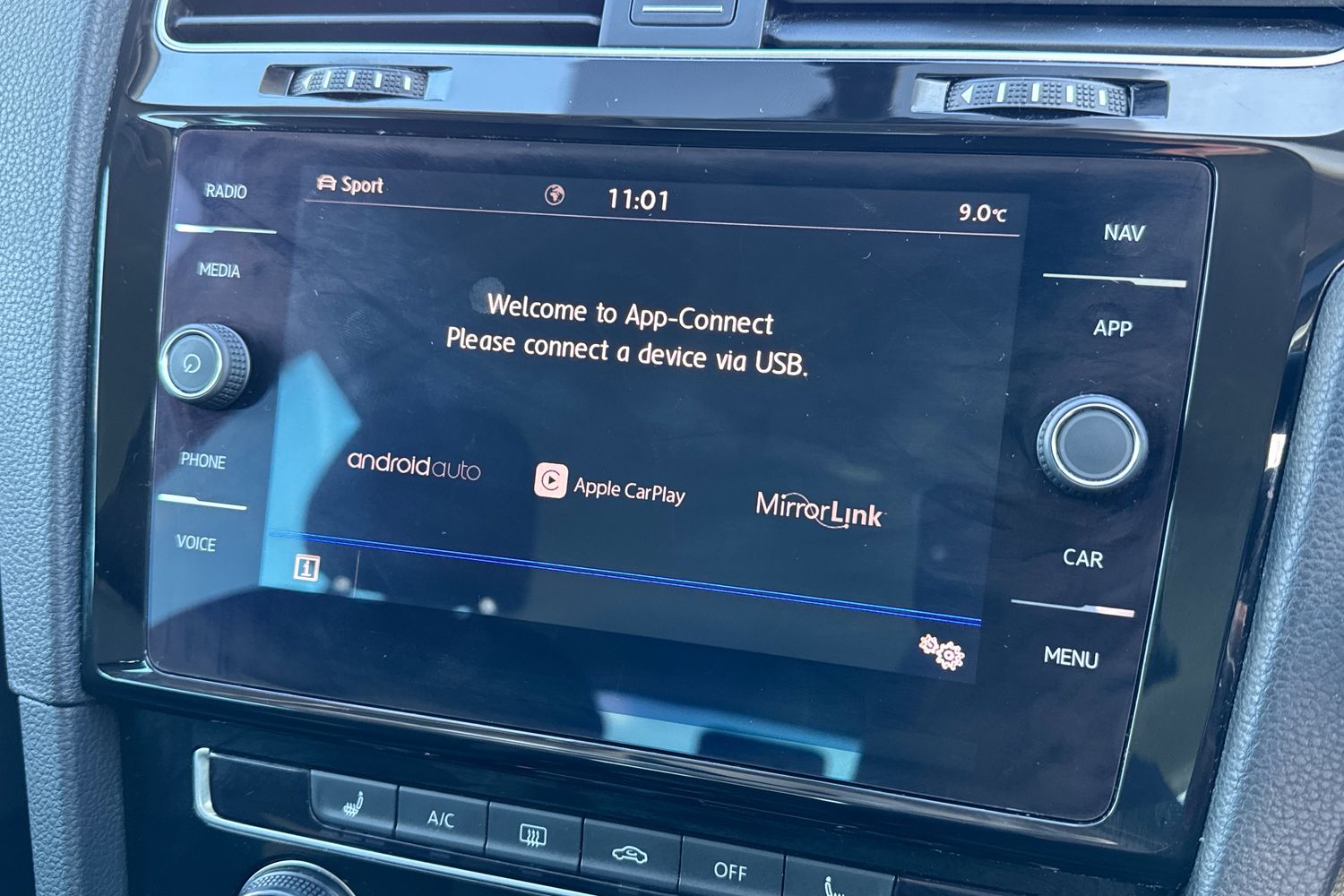 Used Volkswagen Golf 2018 for sale - 77822010: Photo 40