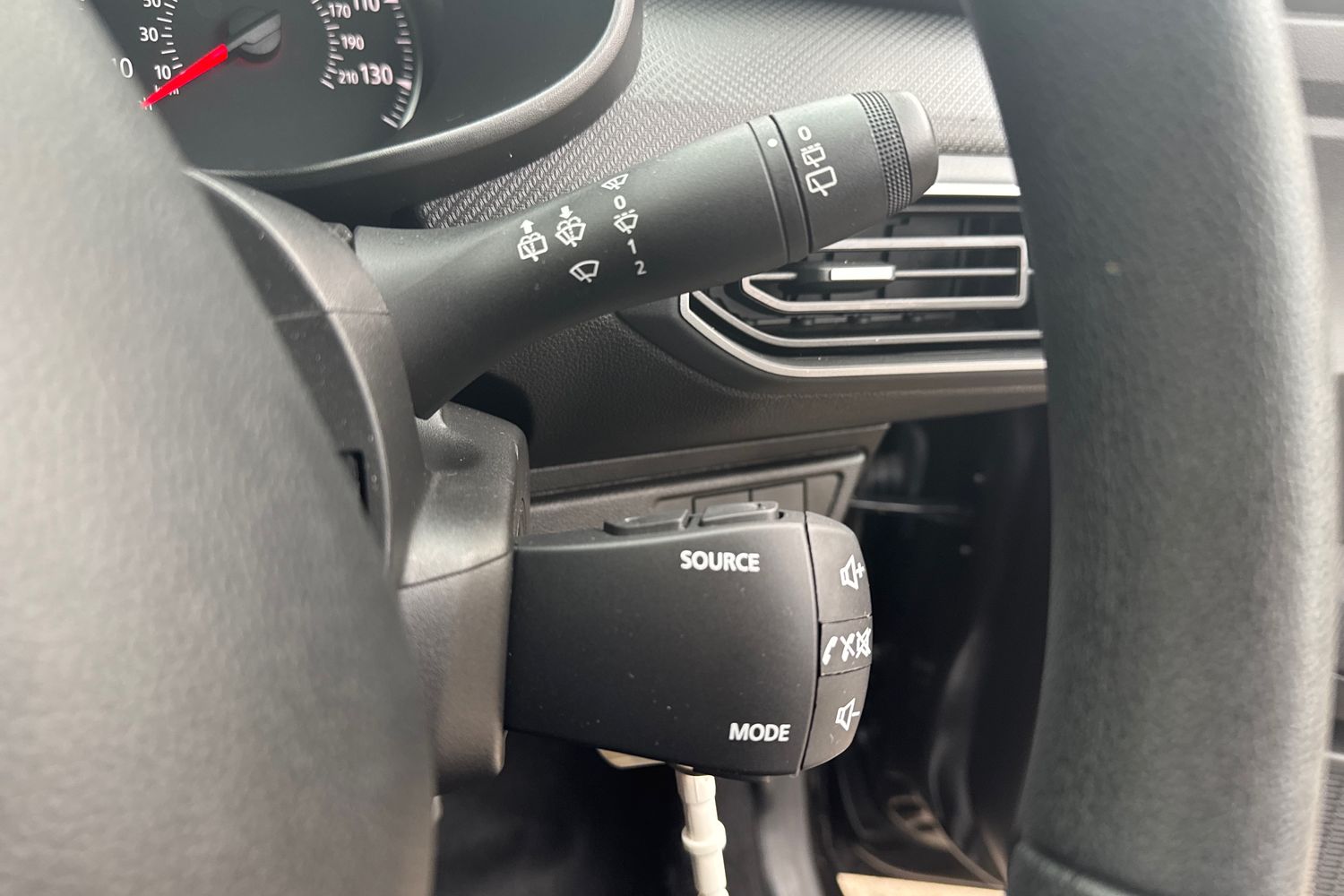 Used Dacia Sandero 2023 for sale - 76268659: Photo 30