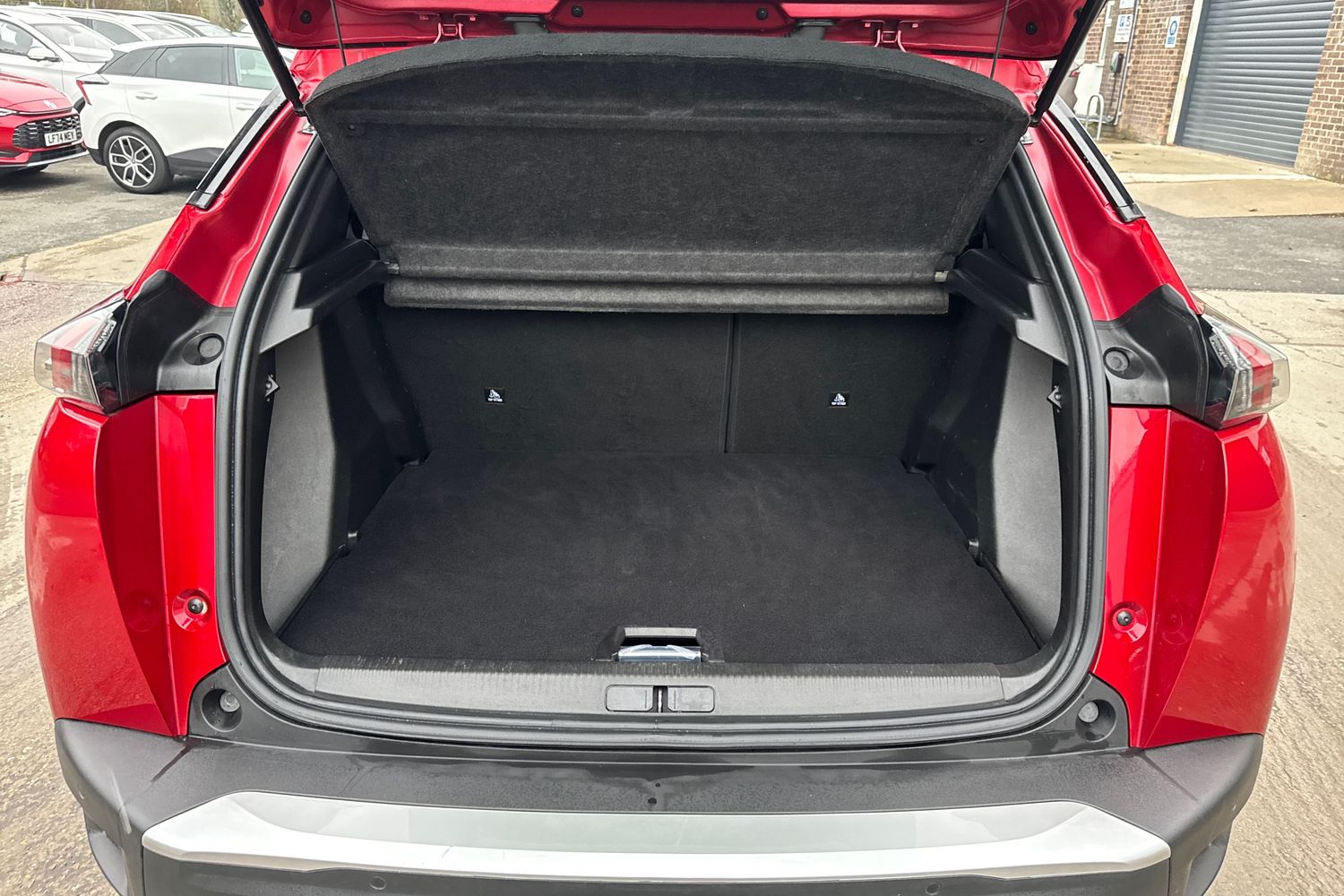 Used Peugeot 2008 2023 for sale - 77409471: Photo 18