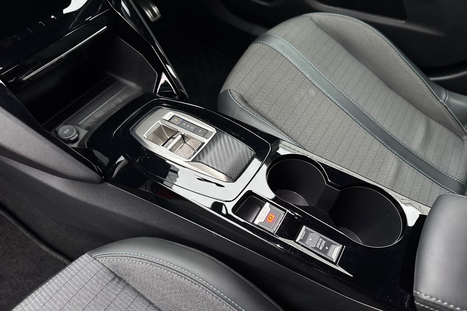 Used Peugeot 2008 2023 for sale - 77409471: Photo 31