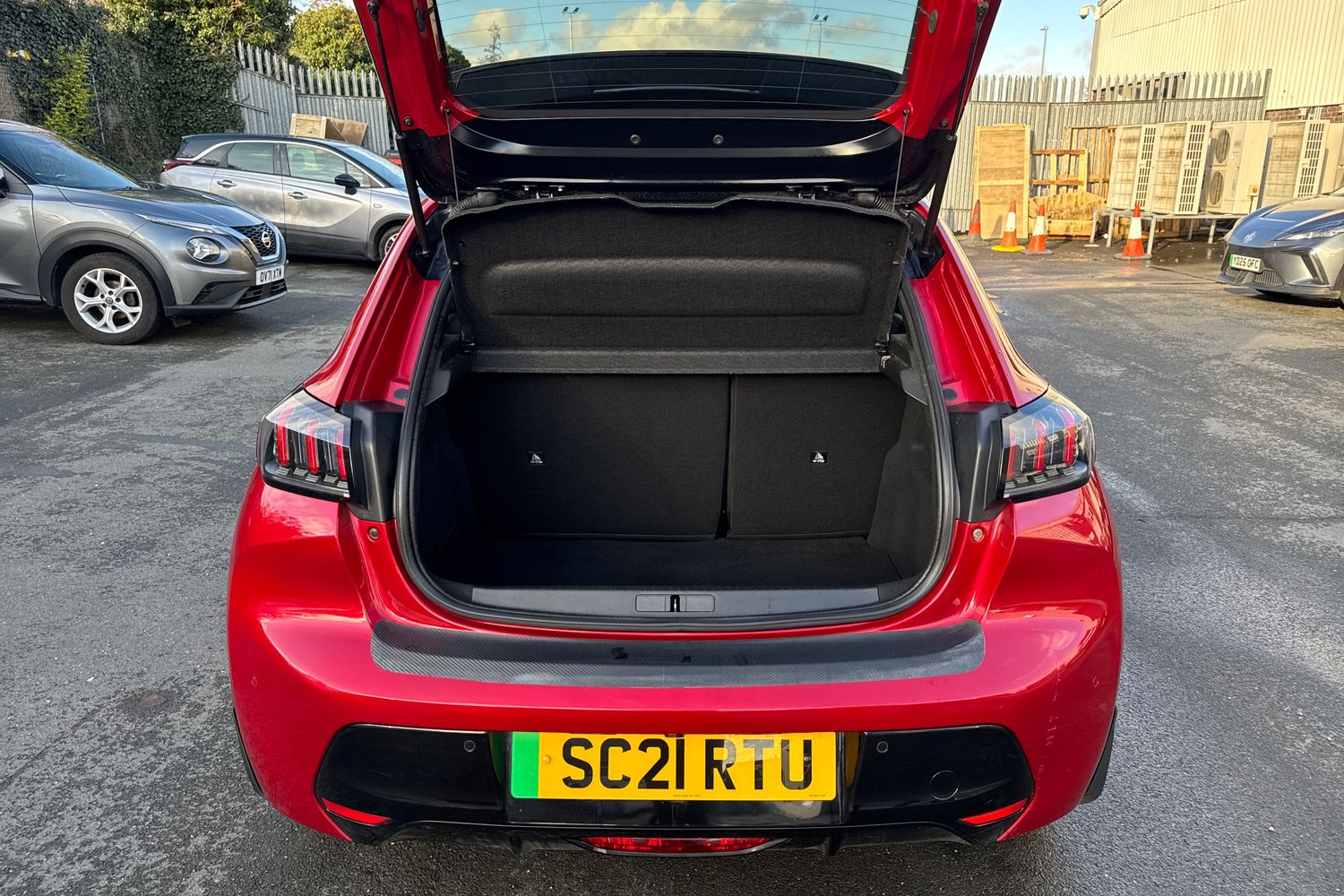 Used Peugeot 208 2021 for sale - 77260804: Photo 15