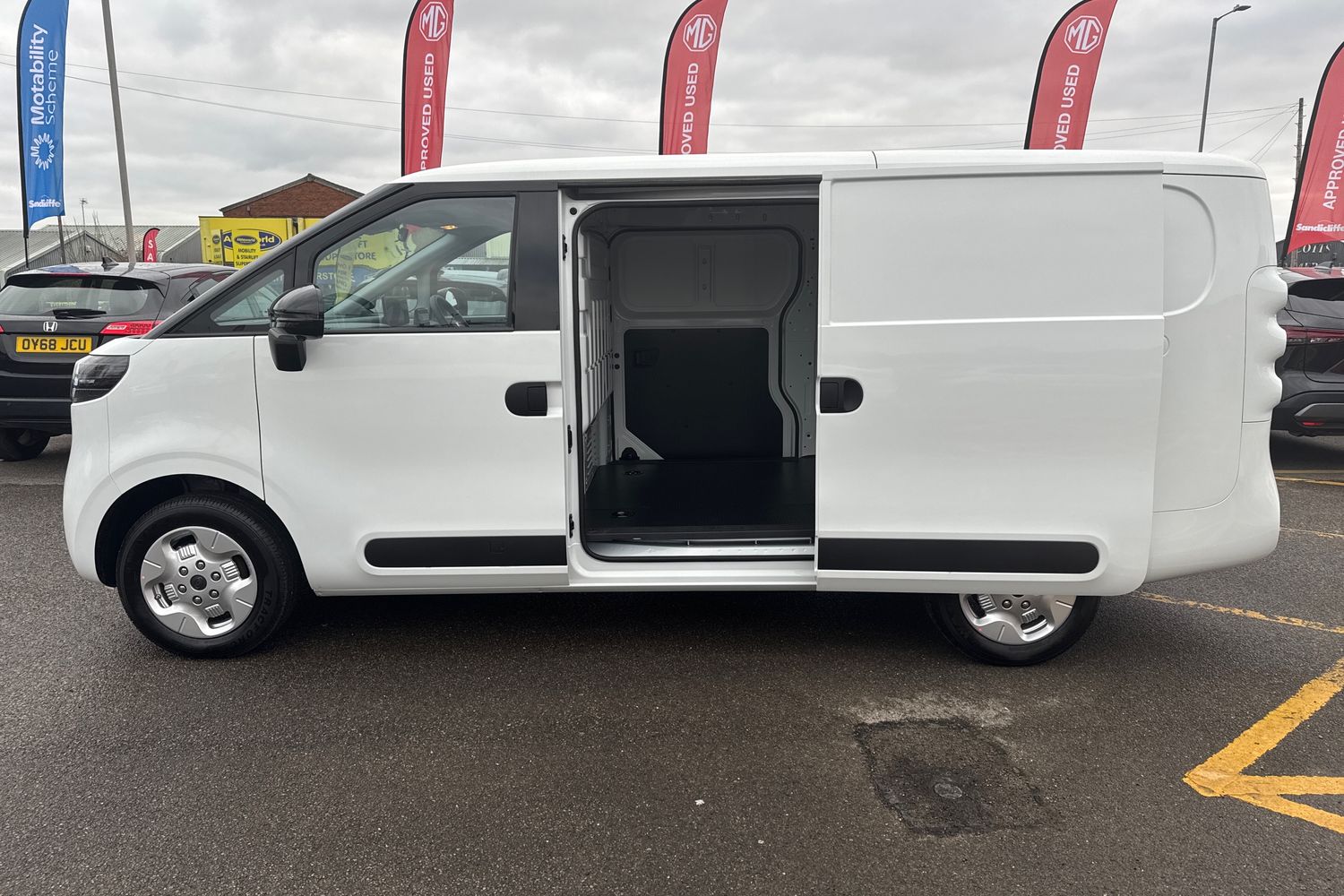 Used Maxus eDeliver 5 2025 for sale - 76165256: Photo 16