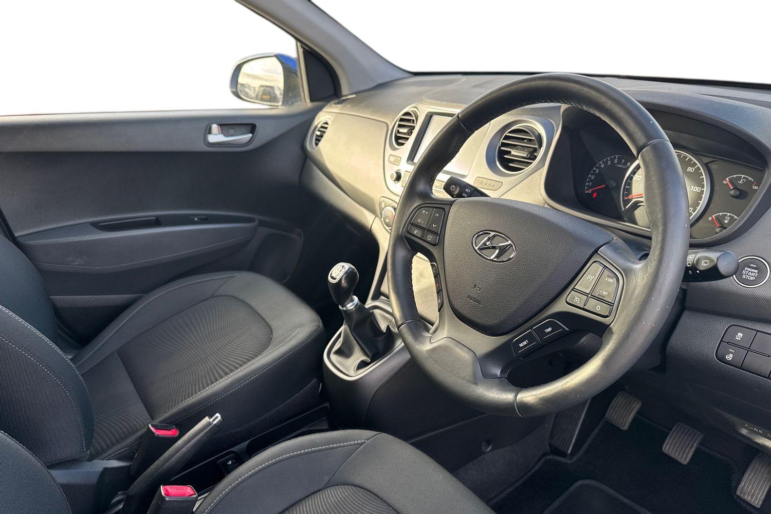 Used Hyundai i10 2018 for sale - 75309067: Photo 11