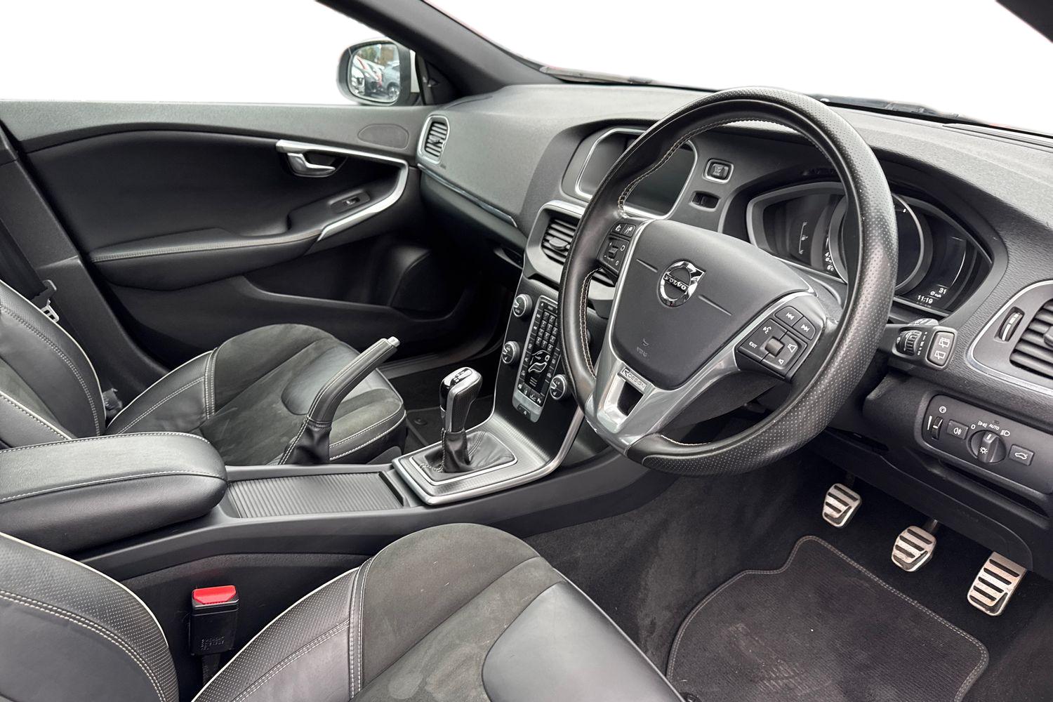 Used Volvo V40 2018 for sale - 77438047: Photo 12