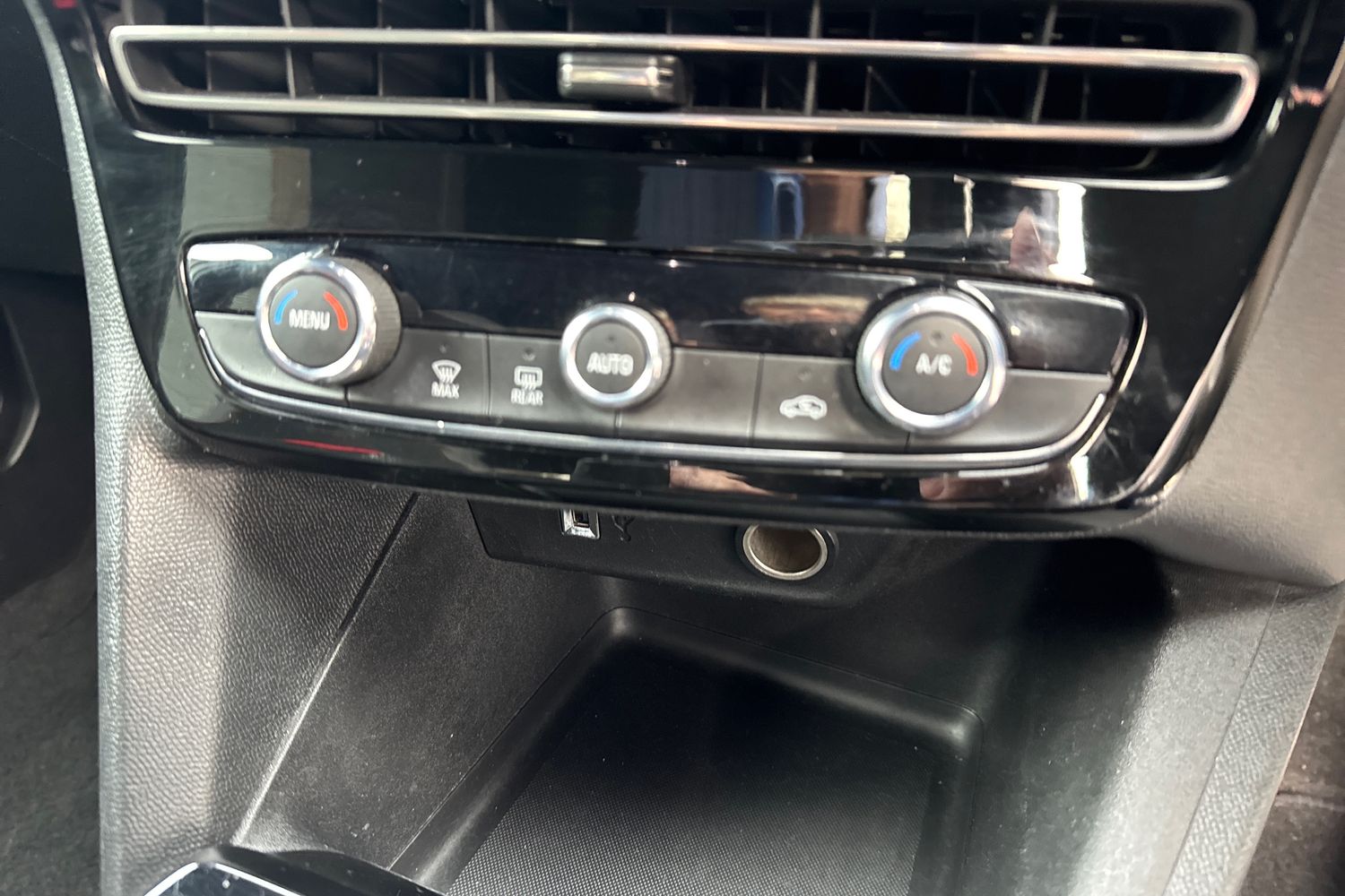 Used Vauxhall Mokka 2021 for sale - 76532122: Photo 32