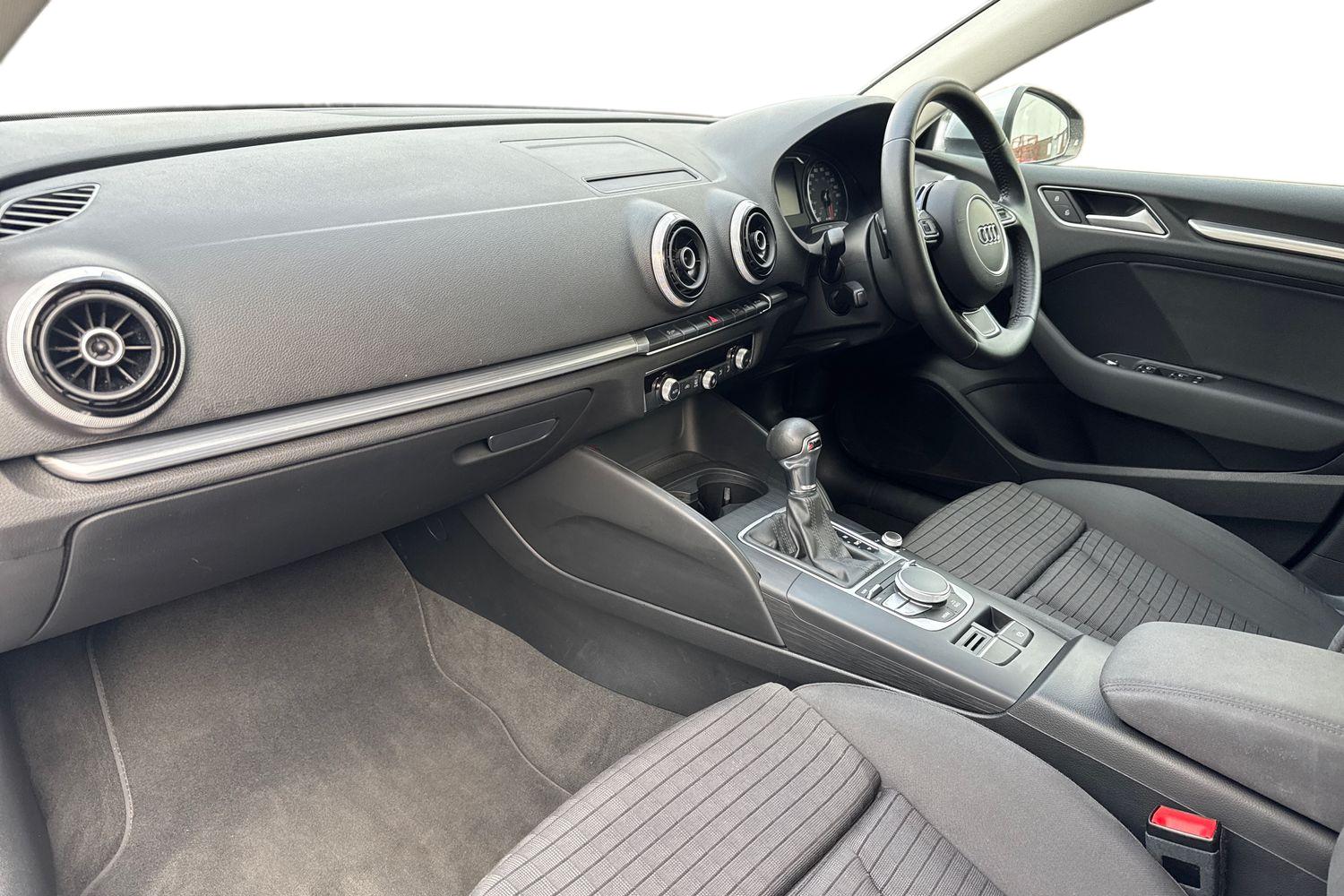 Used Audi A3 2016 for sale - 76477730: Photo 14