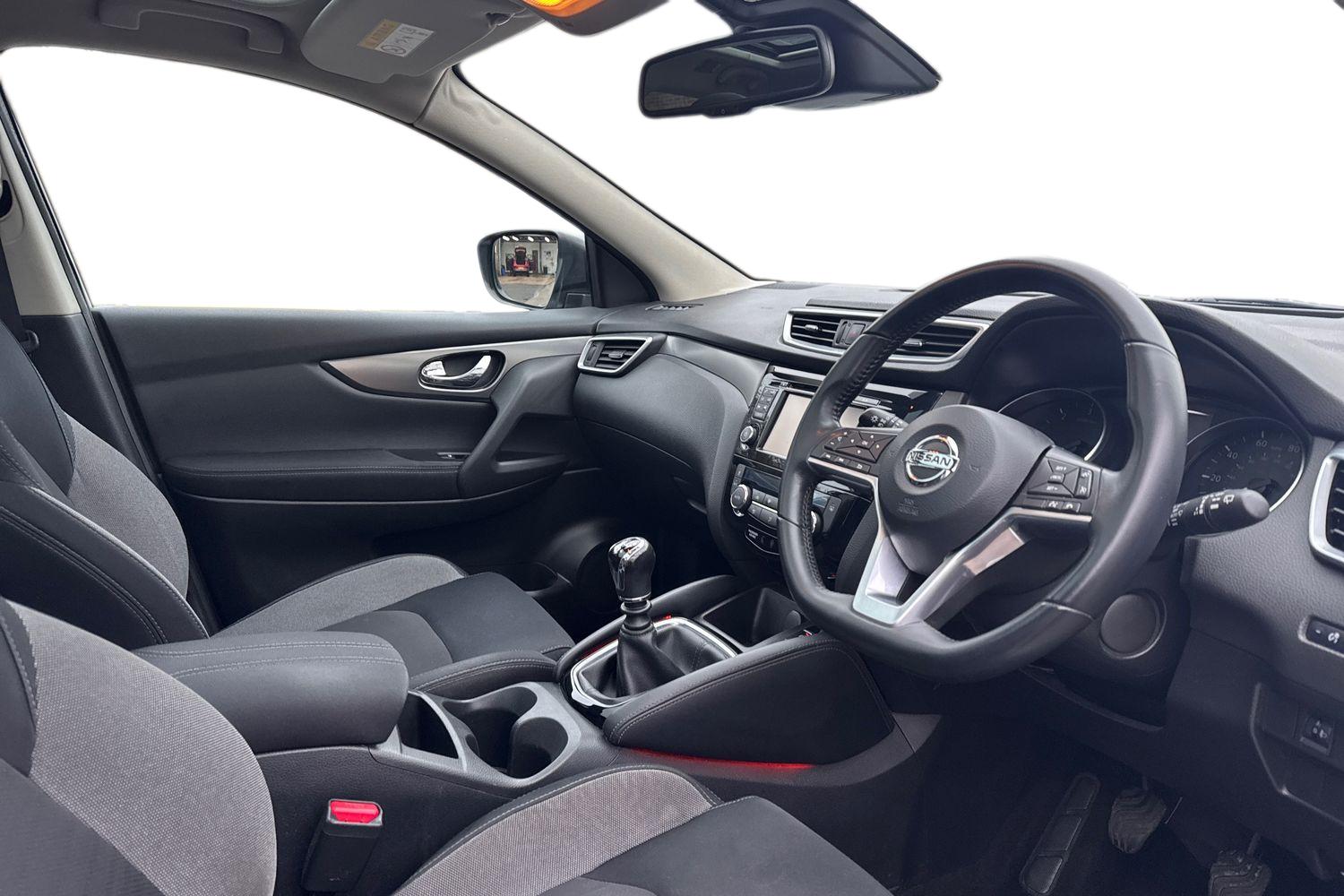 Used Nissan Qashqai 2017 for sale - 77328996: Photo 11