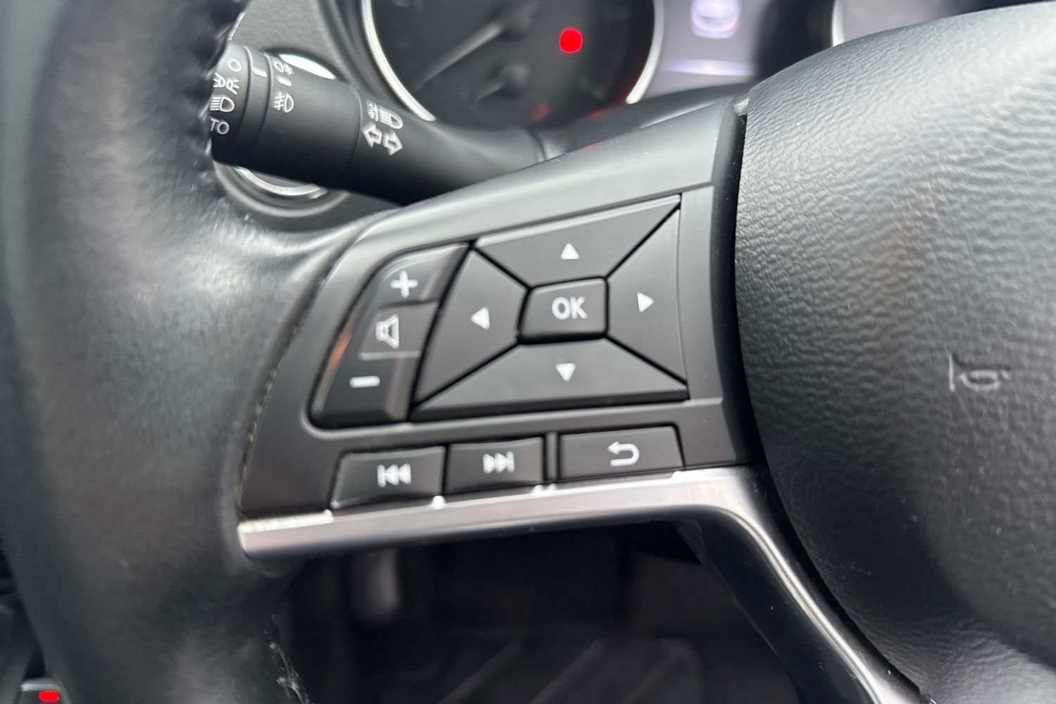 Used Nissan Qashqai 2017 for sale - 77328996: Photo 30