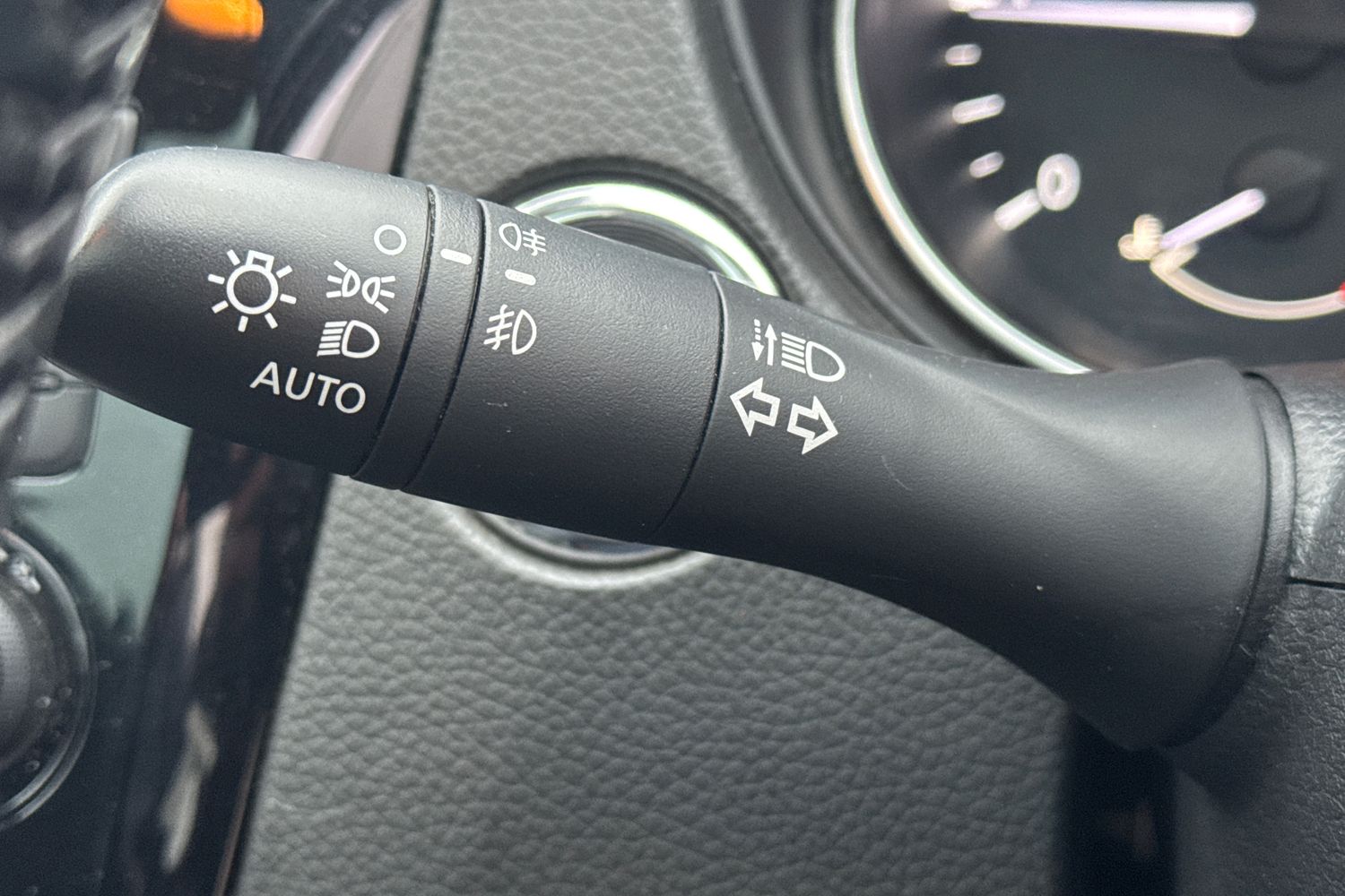 Used Nissan Qashqai 2017 for sale - 77328996: Photo 35