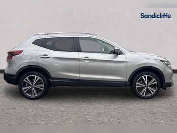 Used Nissan Qashqai 2017 for sale - 77328996: Photo