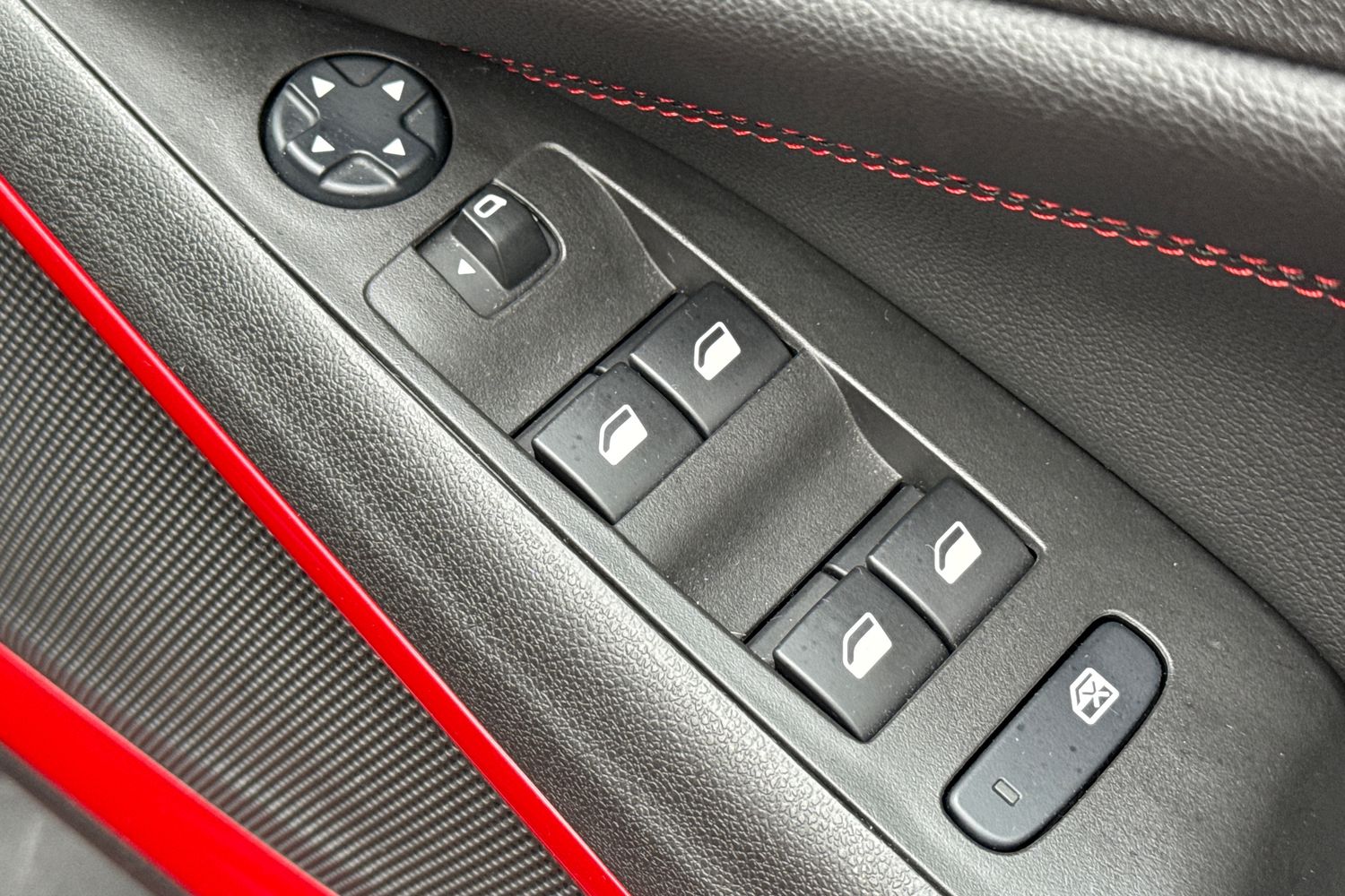 Used Vauxhall Crossland 2023 for sale - 76477711: Photo 25