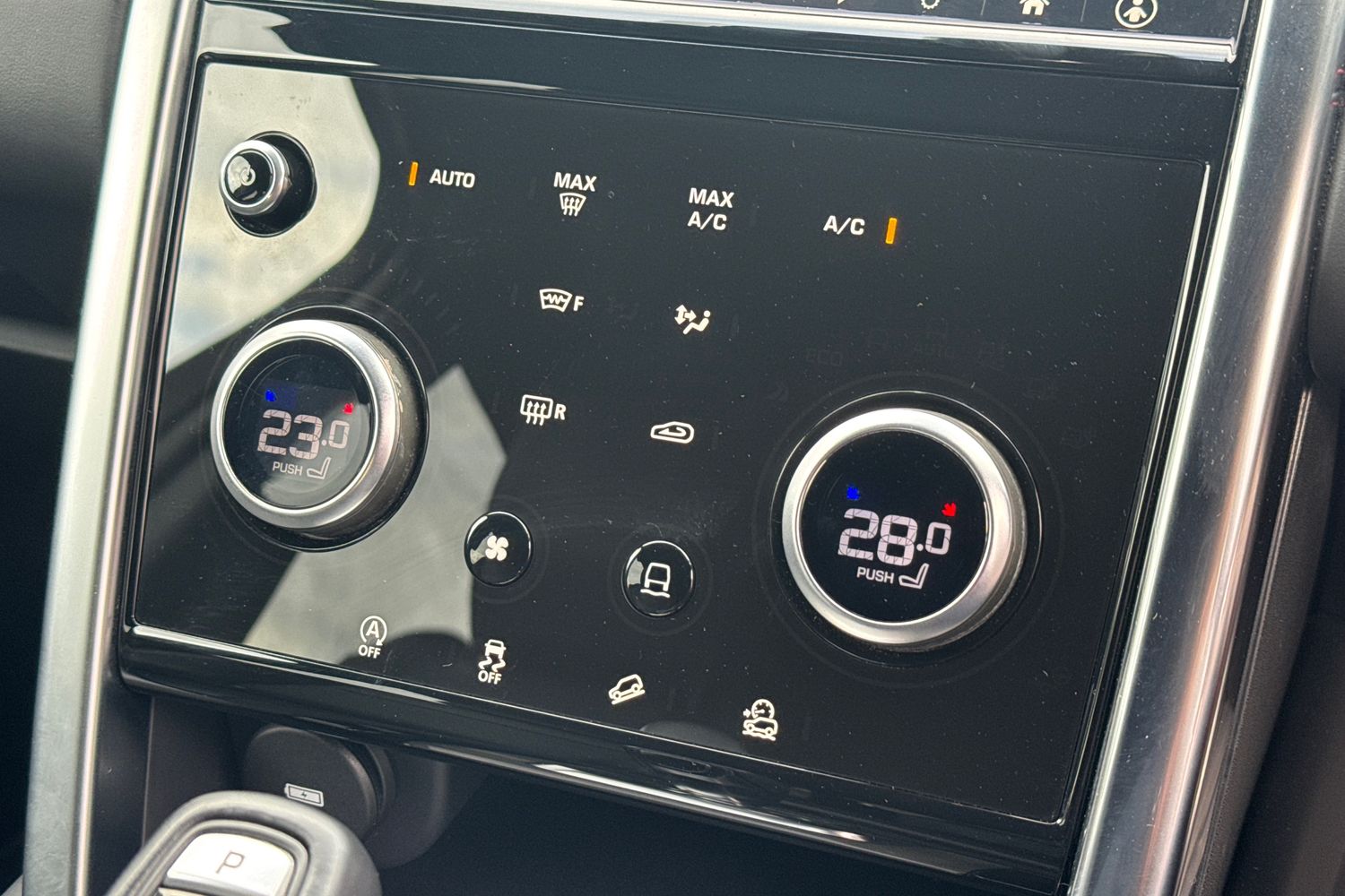 Used Land Rover Discovery Sport 2020 for sale - 76492045: Photo 32