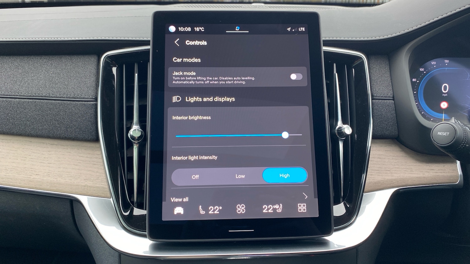 Used Volvo XC90 2025 for sale - 76653271: Photo 32