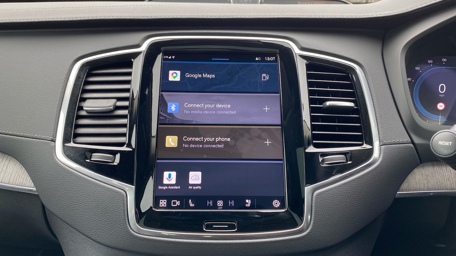 Used Volvo XC90 2023 for sale - 78040170: Photo 12