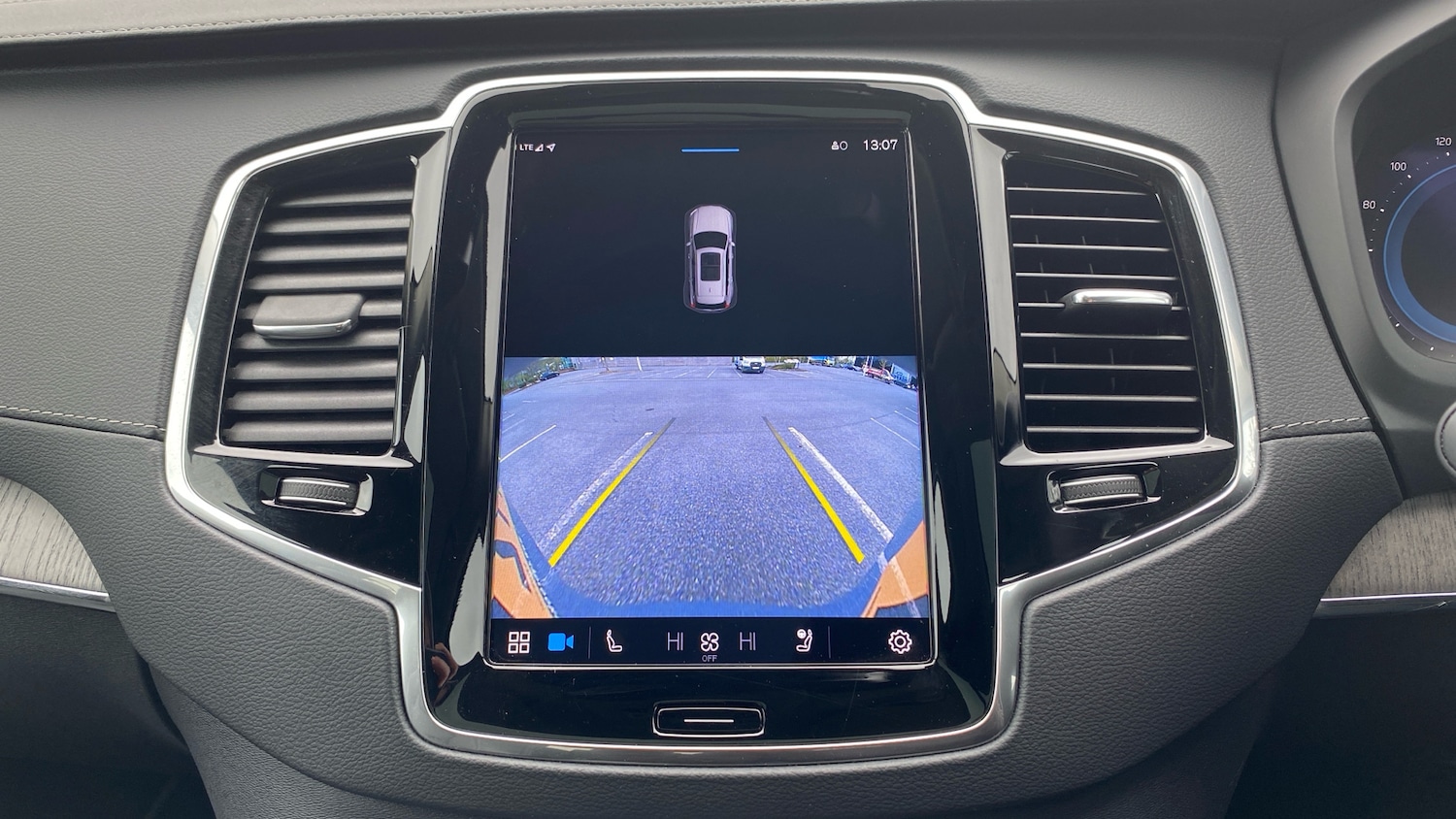 Used Volvo XC90 2023 for sale - 78040170: Photo 16