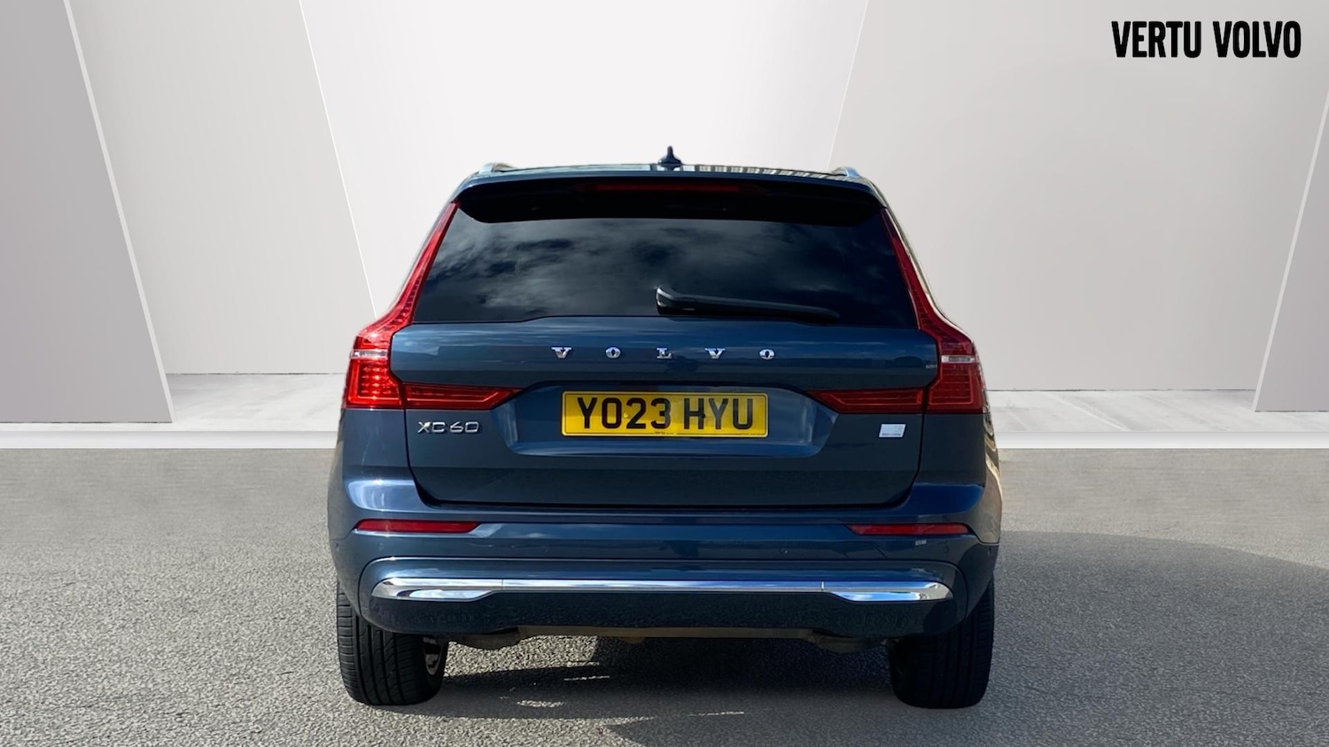 Used Volvo XC60 2023 for sale - 76653189: Photo 13