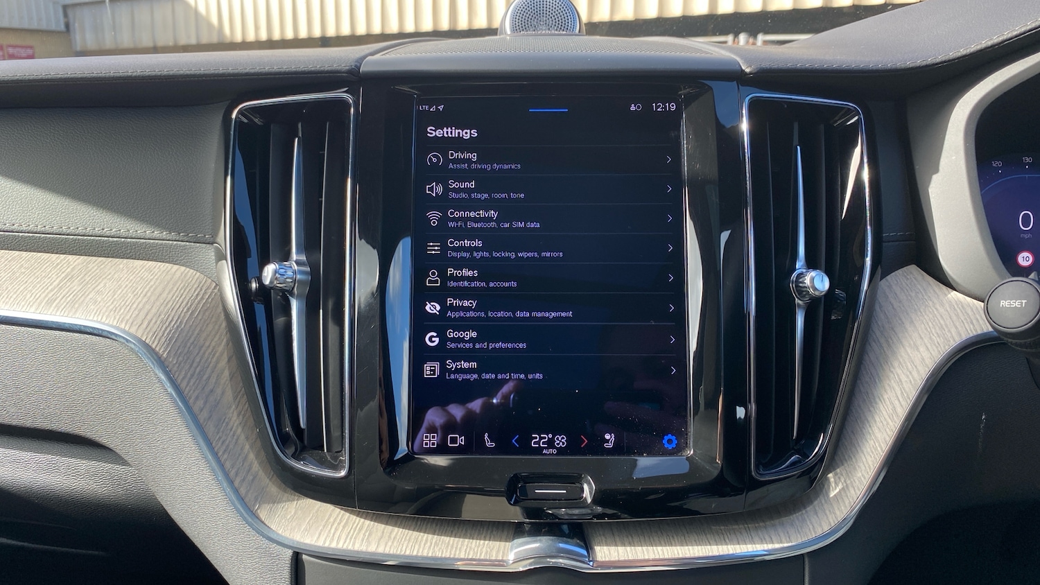 Used Volvo XC60 2023 for sale - 76653189: Photo 33