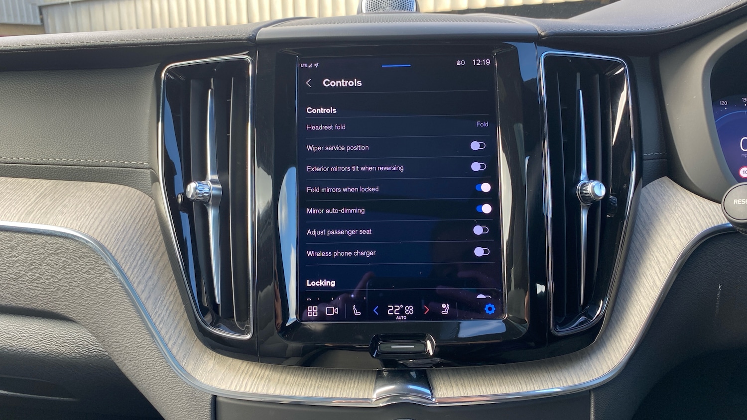 Used Volvo XC60 2023 for sale - 76653189: Photo 36