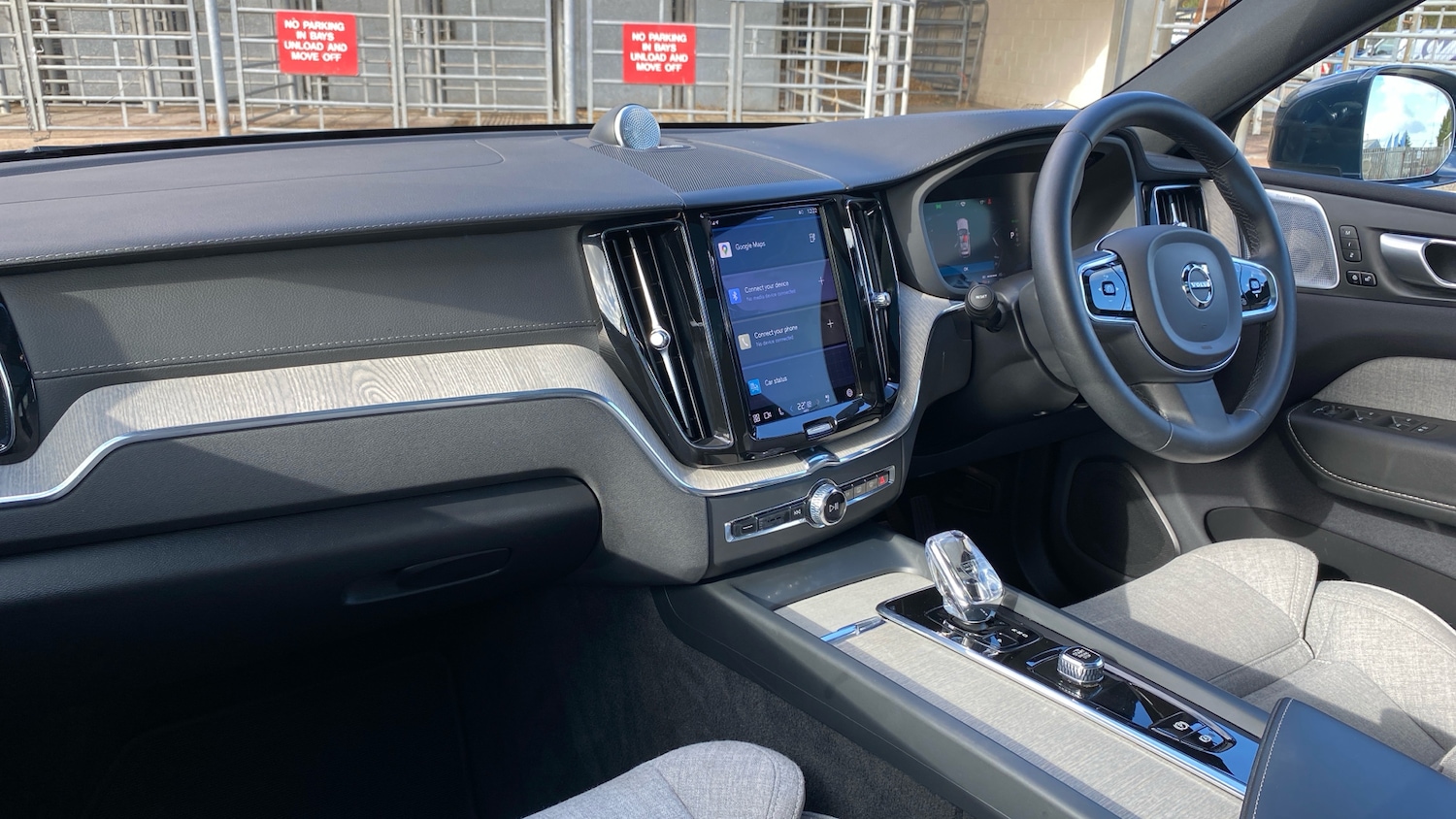 Used Volvo XC60 2023 for sale - 76653189: Photo 4