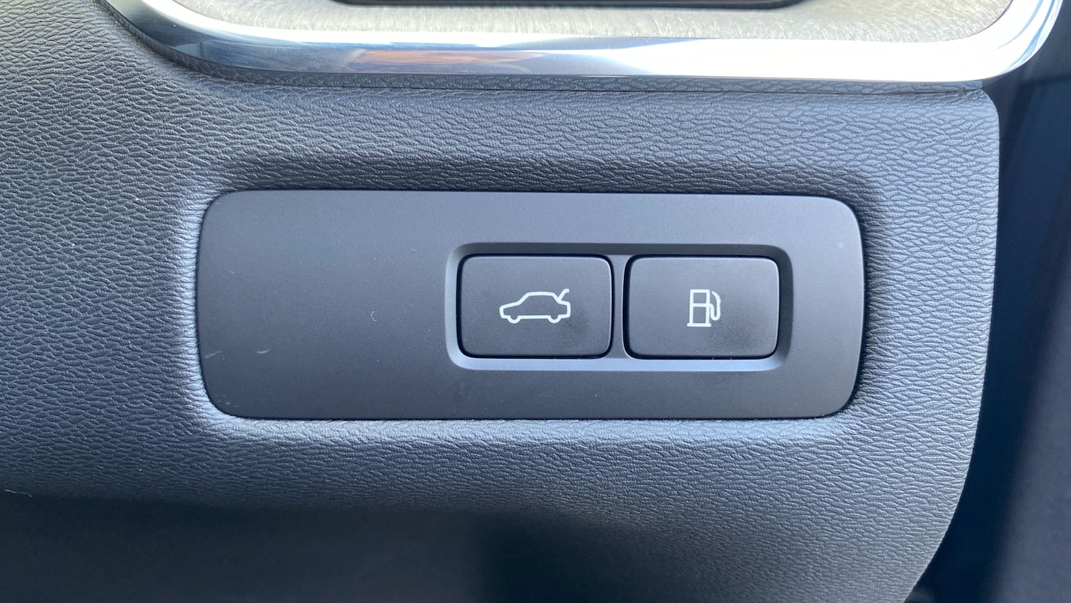 Used Volvo XC60 2023 for sale - 76653189: Photo 40