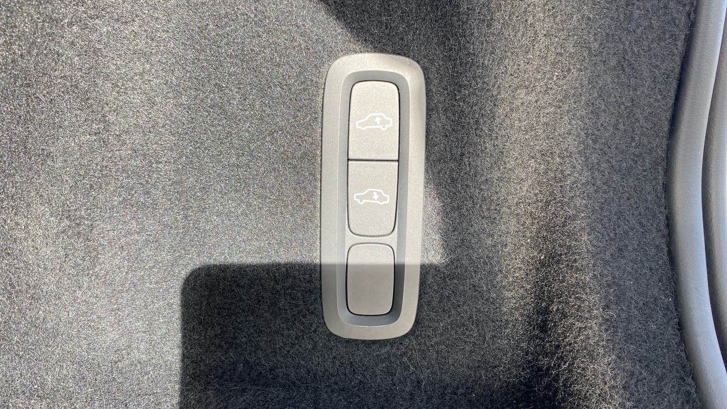 Used Volvo XC60 2023 for sale - 76653189: Photo 45