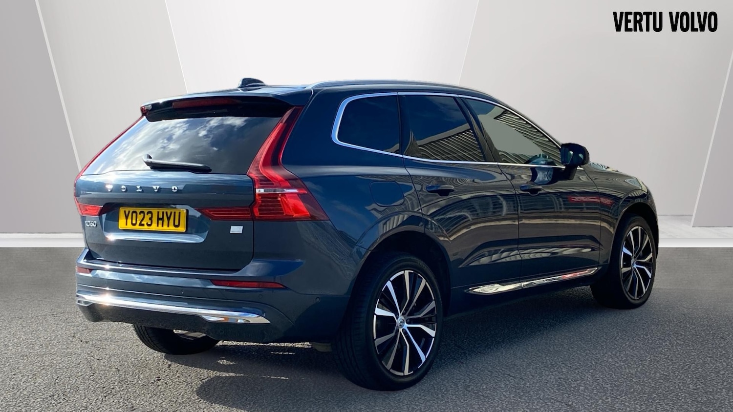 Used Volvo XC60 2023 for sale - 76653189: Photo 7