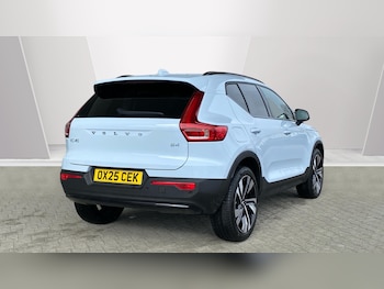 Used Volvo XC40 2025 for sale - 77802265: Photo