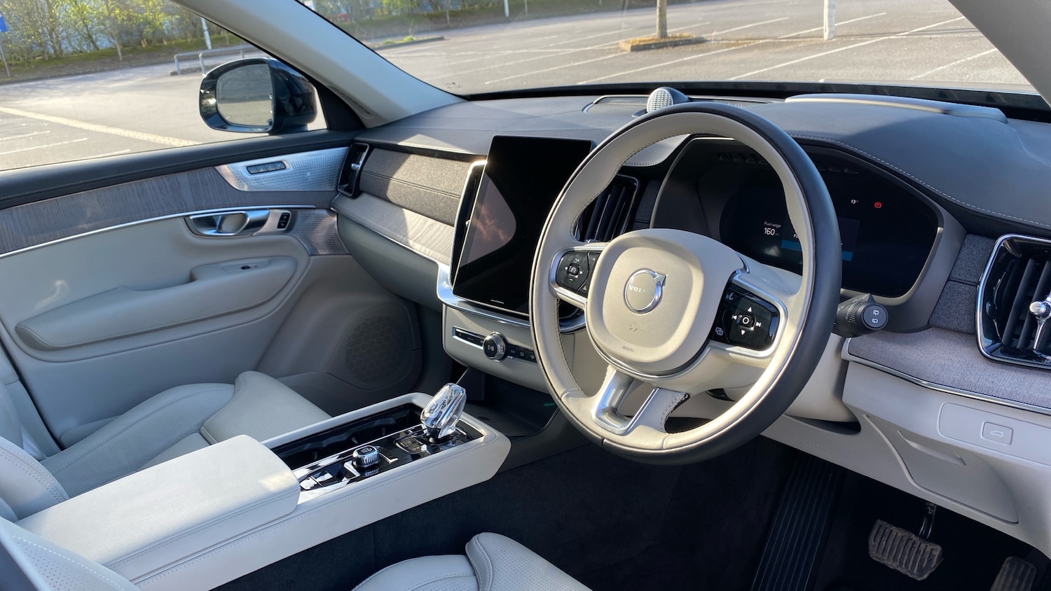 Used Volvo XC90 2025 for sale - 77902289: Photo 4