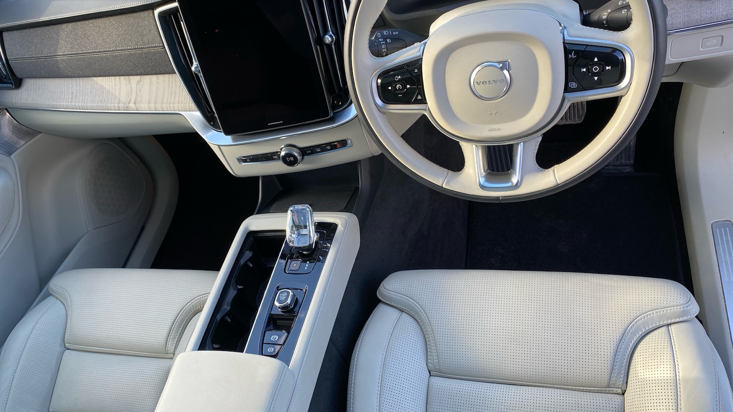 Used Volvo XC90 2025 for sale - 77902289: Photo 5