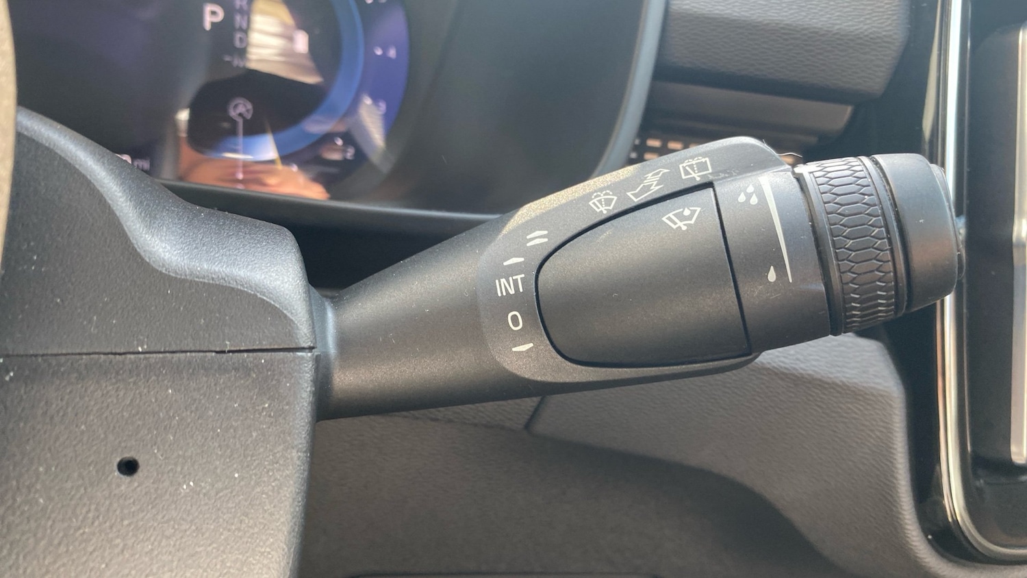 Used Volvo XC40 2022 for sale - 76836893: Photo 25