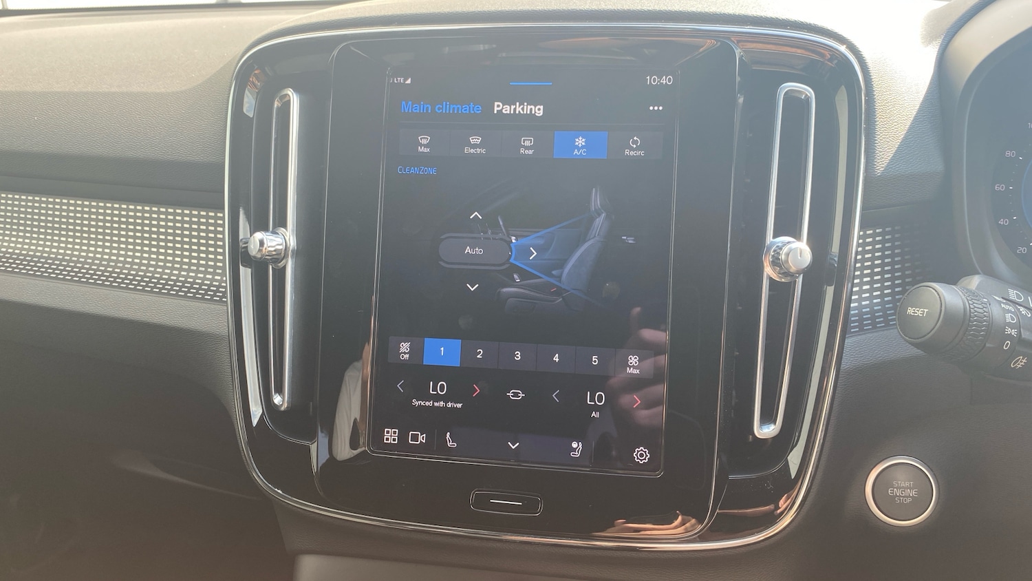 Used Volvo XC40 2022 for sale - 76836893: Photo 30