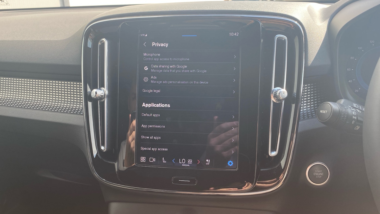 Used Volvo XC40 2022 for sale - 76836893: Photo 42